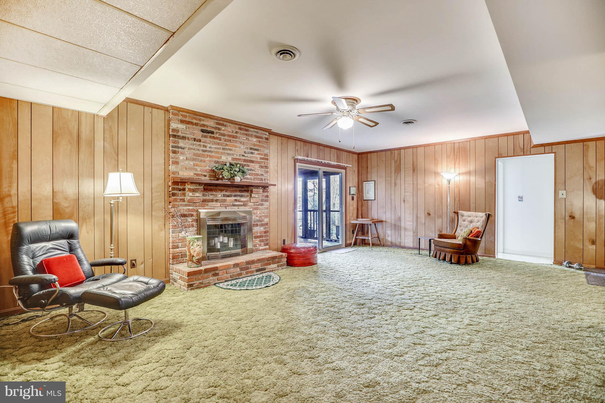 ANNAPOLIS ROADS - Residential