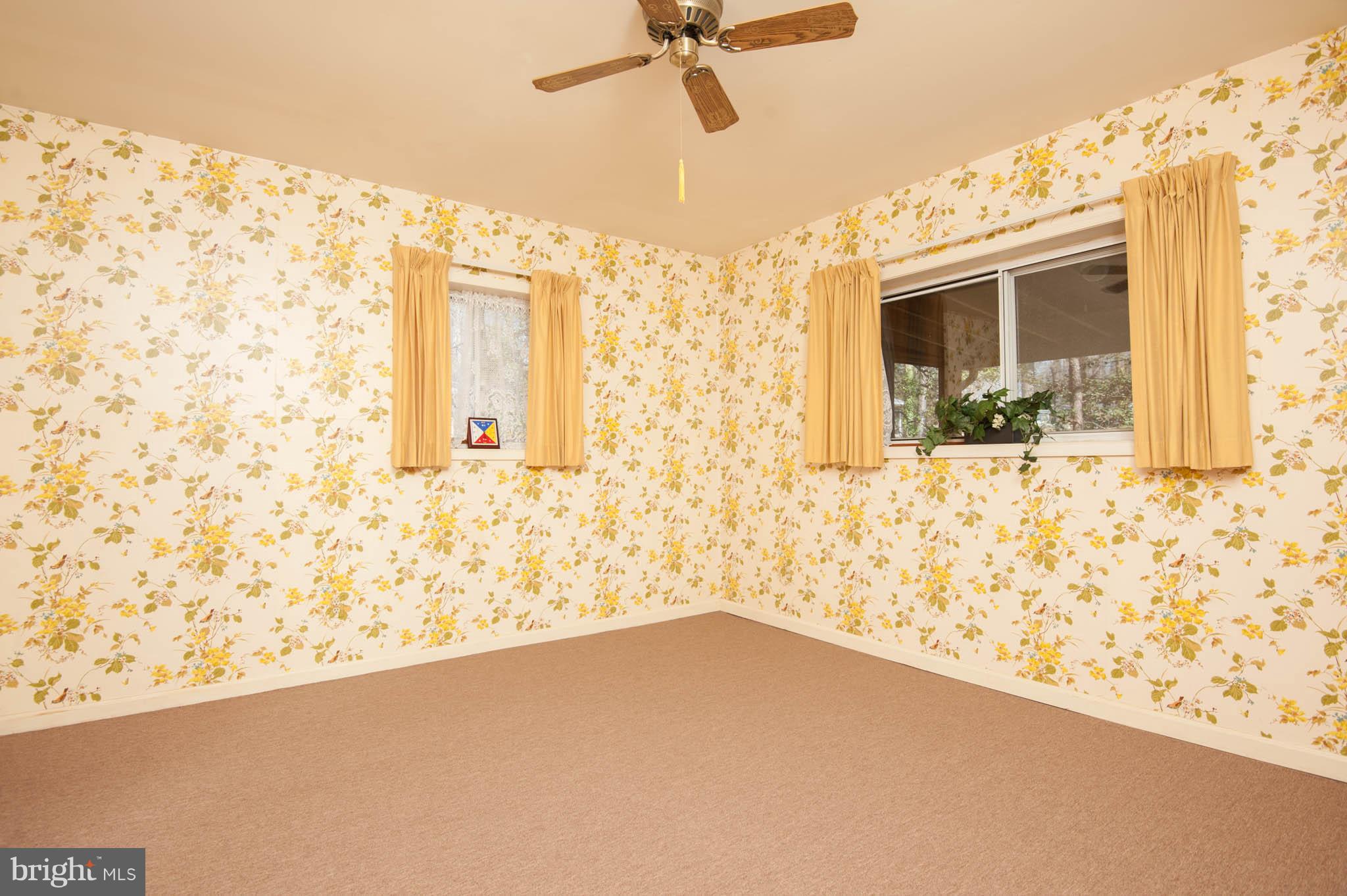 ANNAPOLIS ROADS - Residential