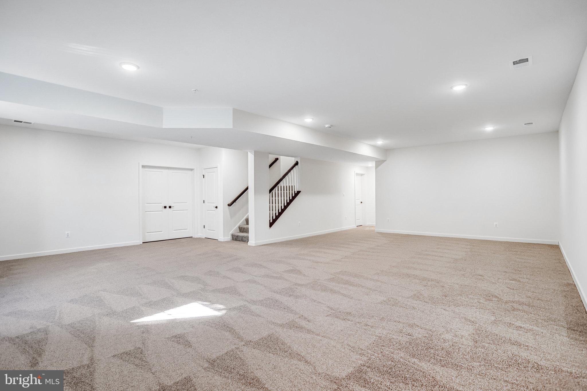 WORTHINGTON GROVE - Residential