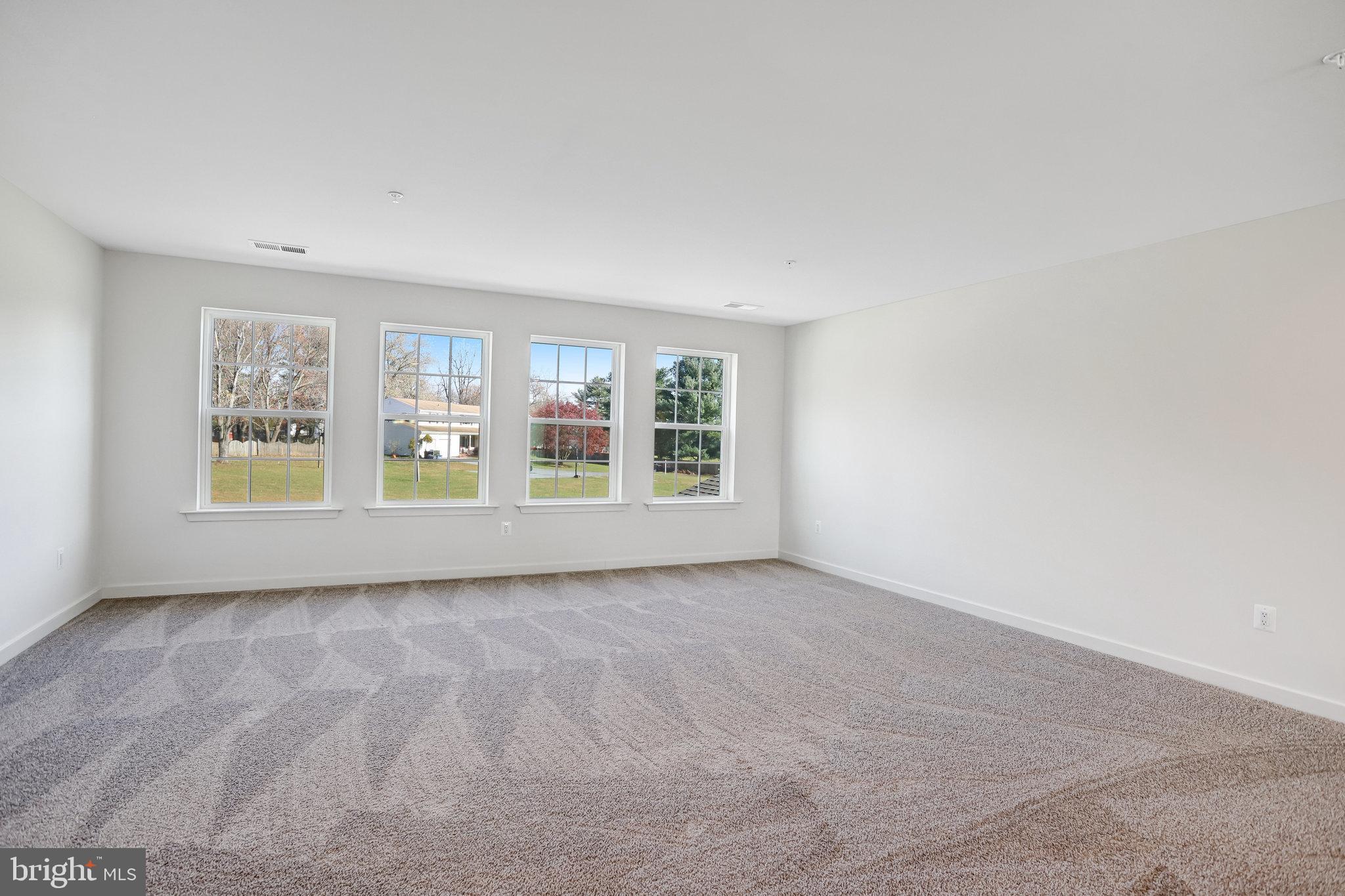 WORTHINGTON GROVE - Residential