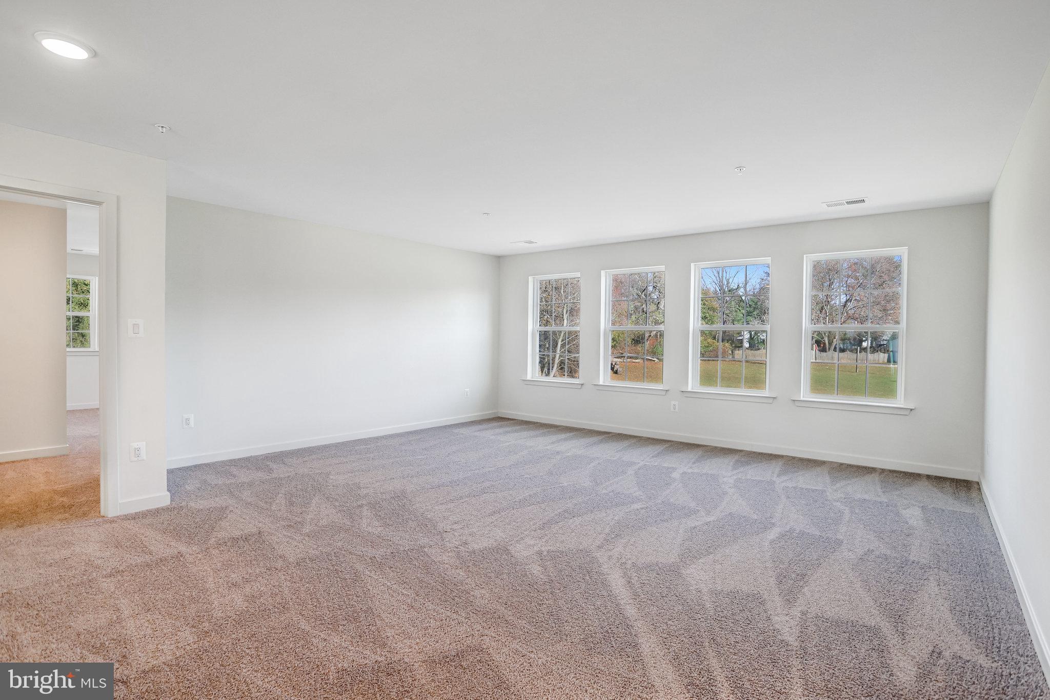 WORTHINGTON GROVE - Residential