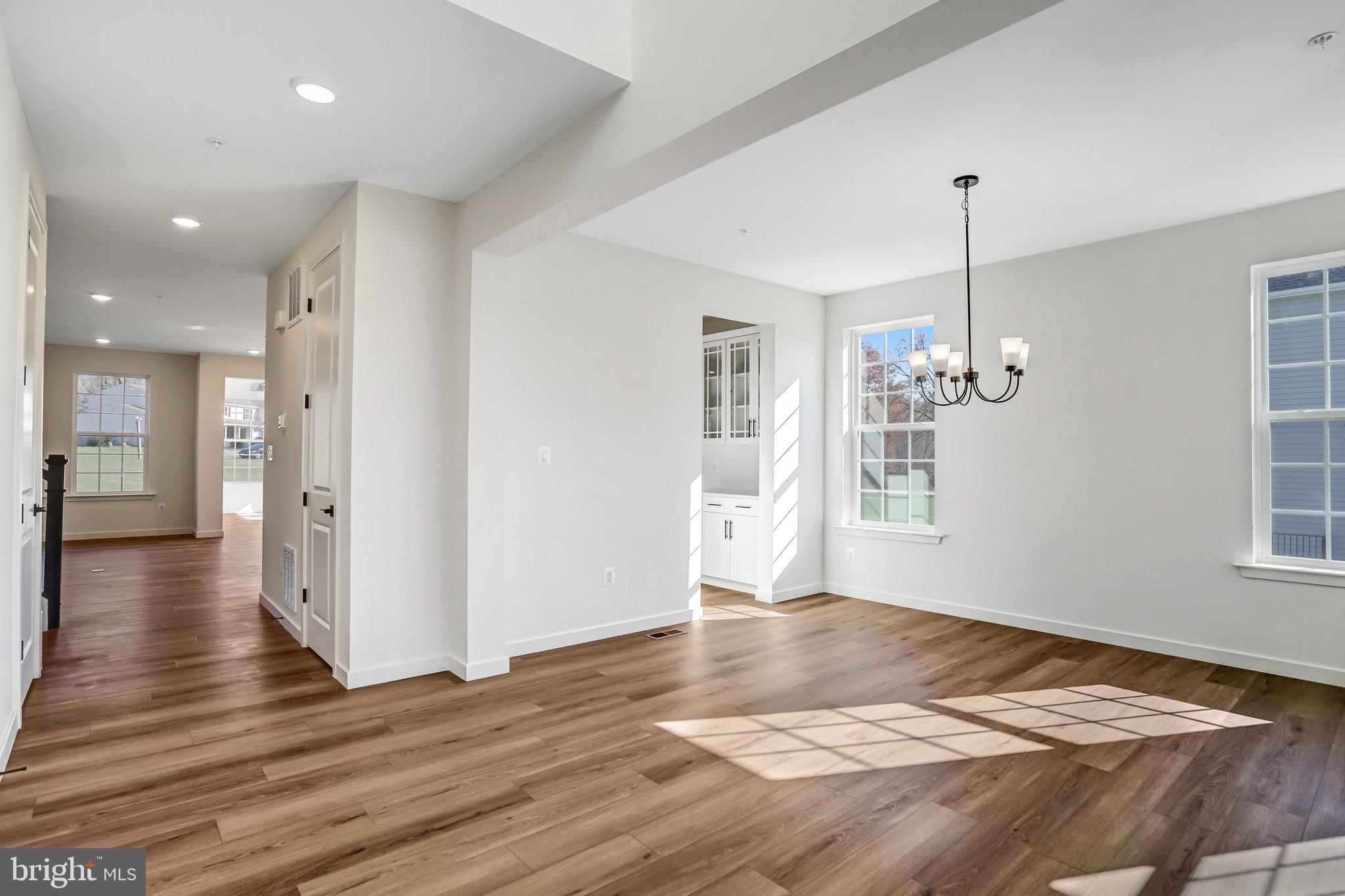 WORTHINGTON GROVE - Residential