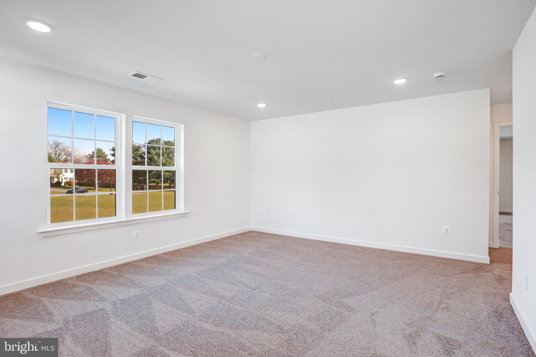 WORTHINGTON GROVE - Residential