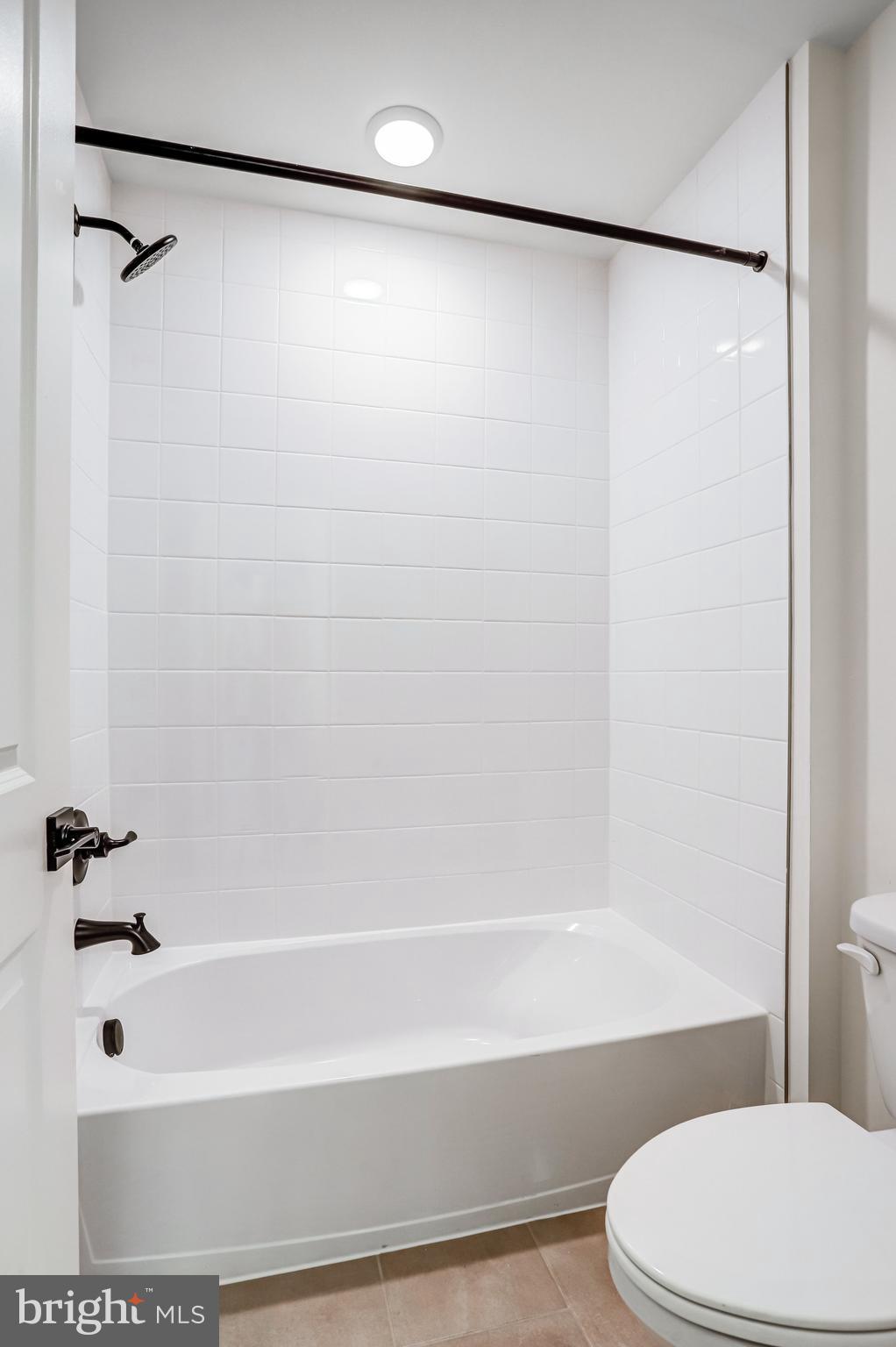 WORTHINGTON GROVE - Residential