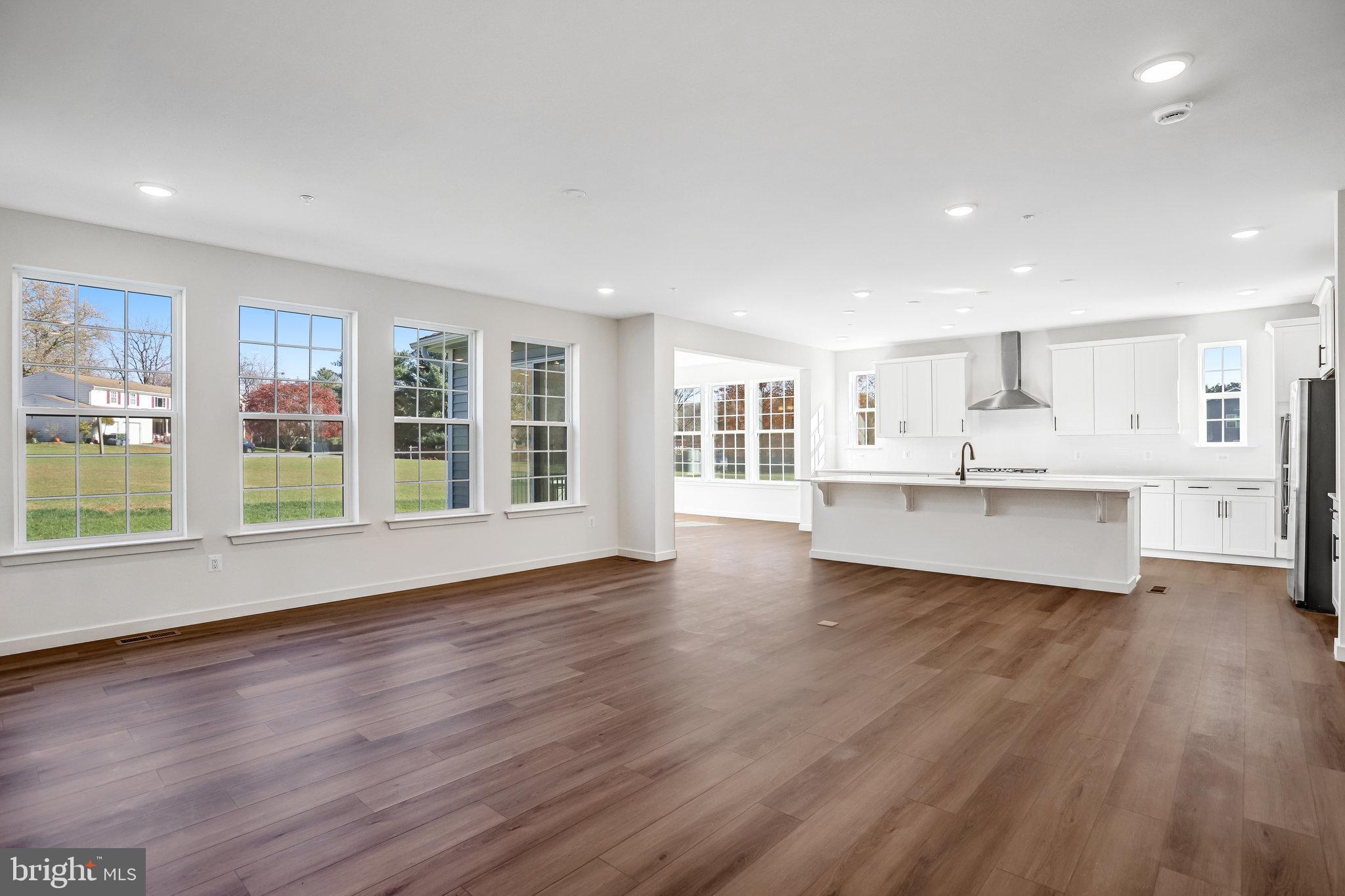 WORTHINGTON GROVE - Residential