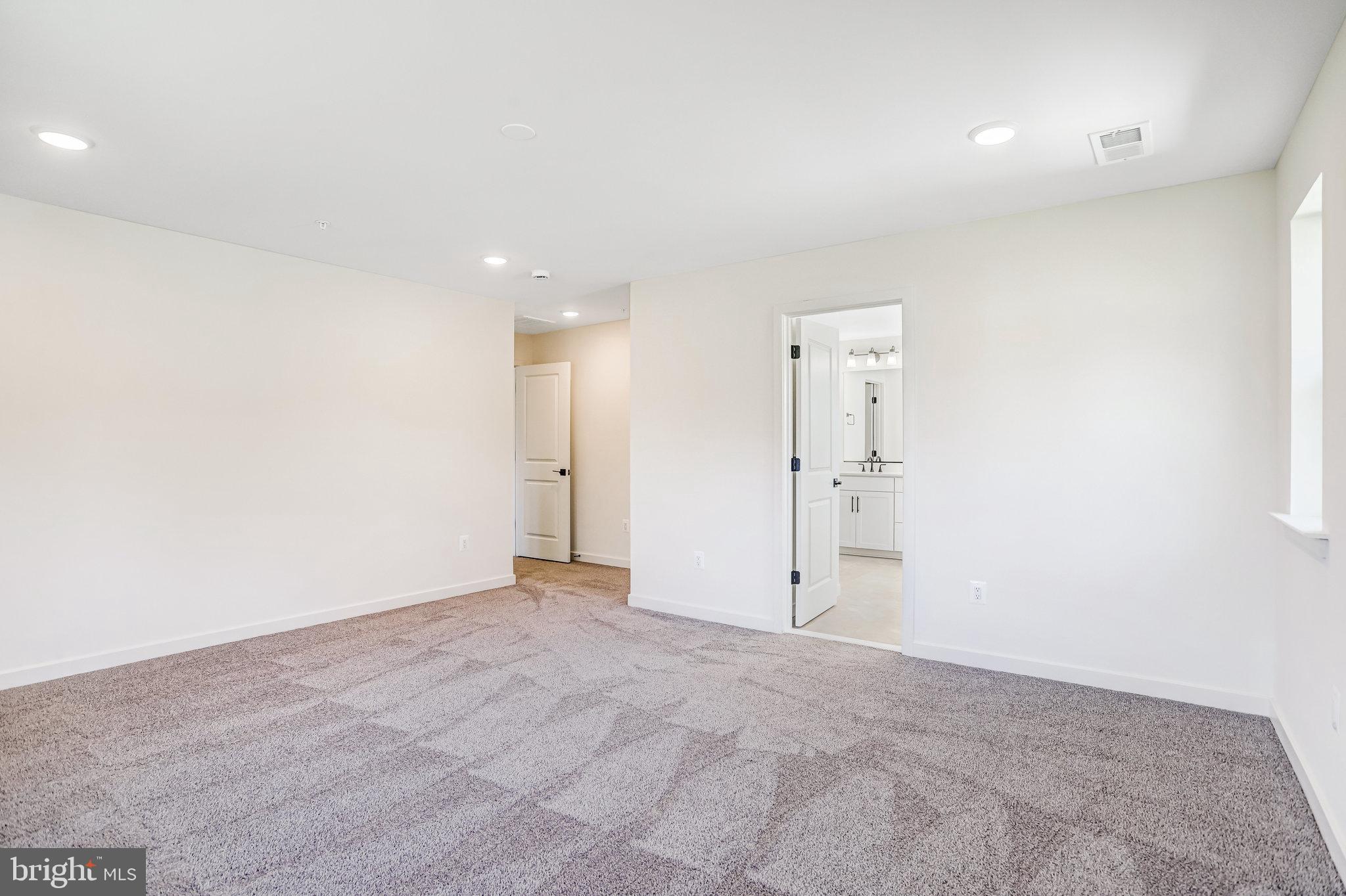 WORTHINGTON GROVE - Residential