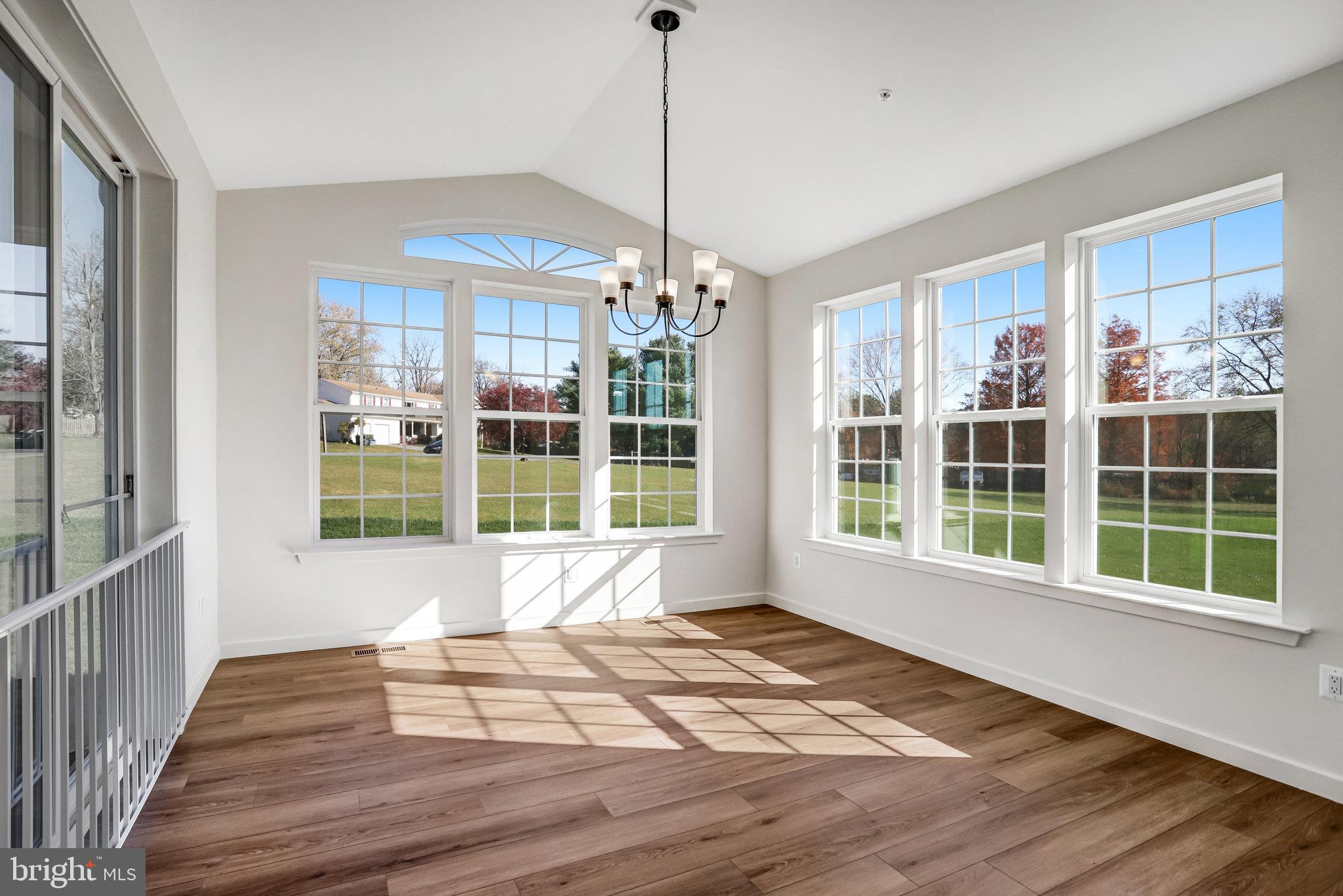 WORTHINGTON GROVE - Residential