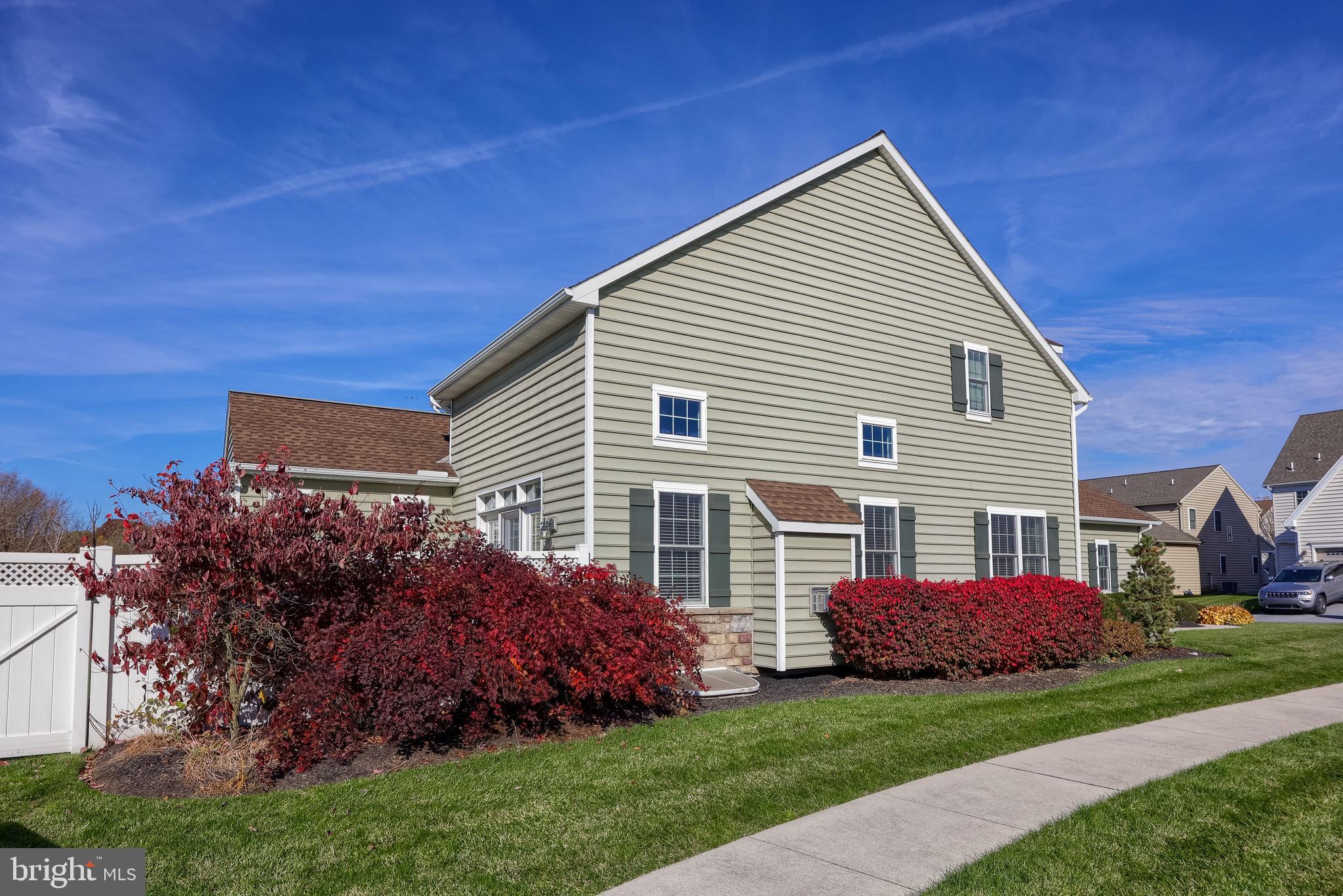 SOUTH MEADOW - Residential