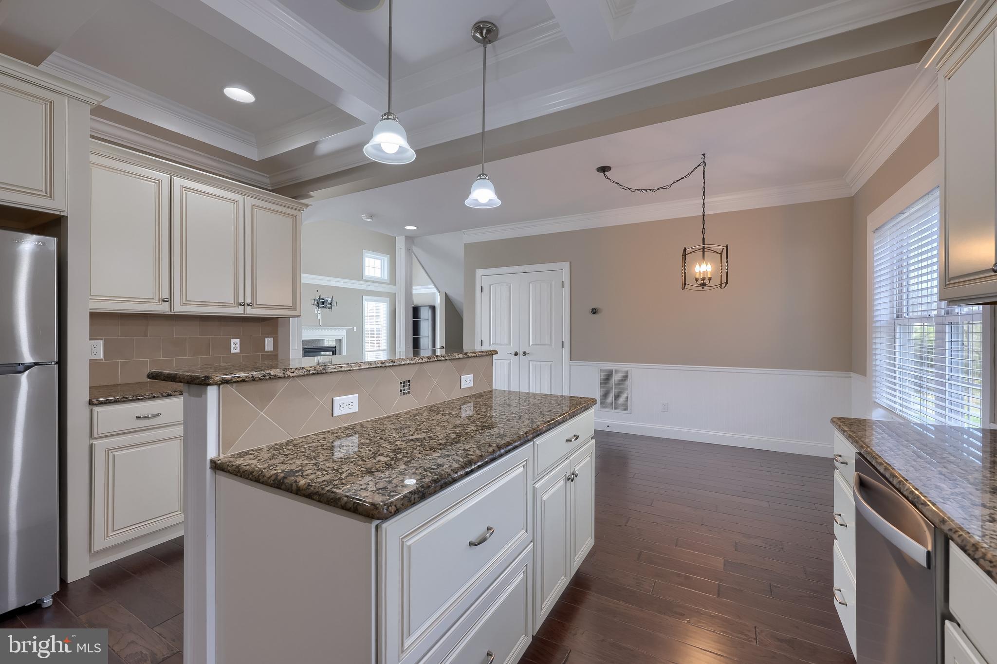 SOUTH MEADOW - Residential