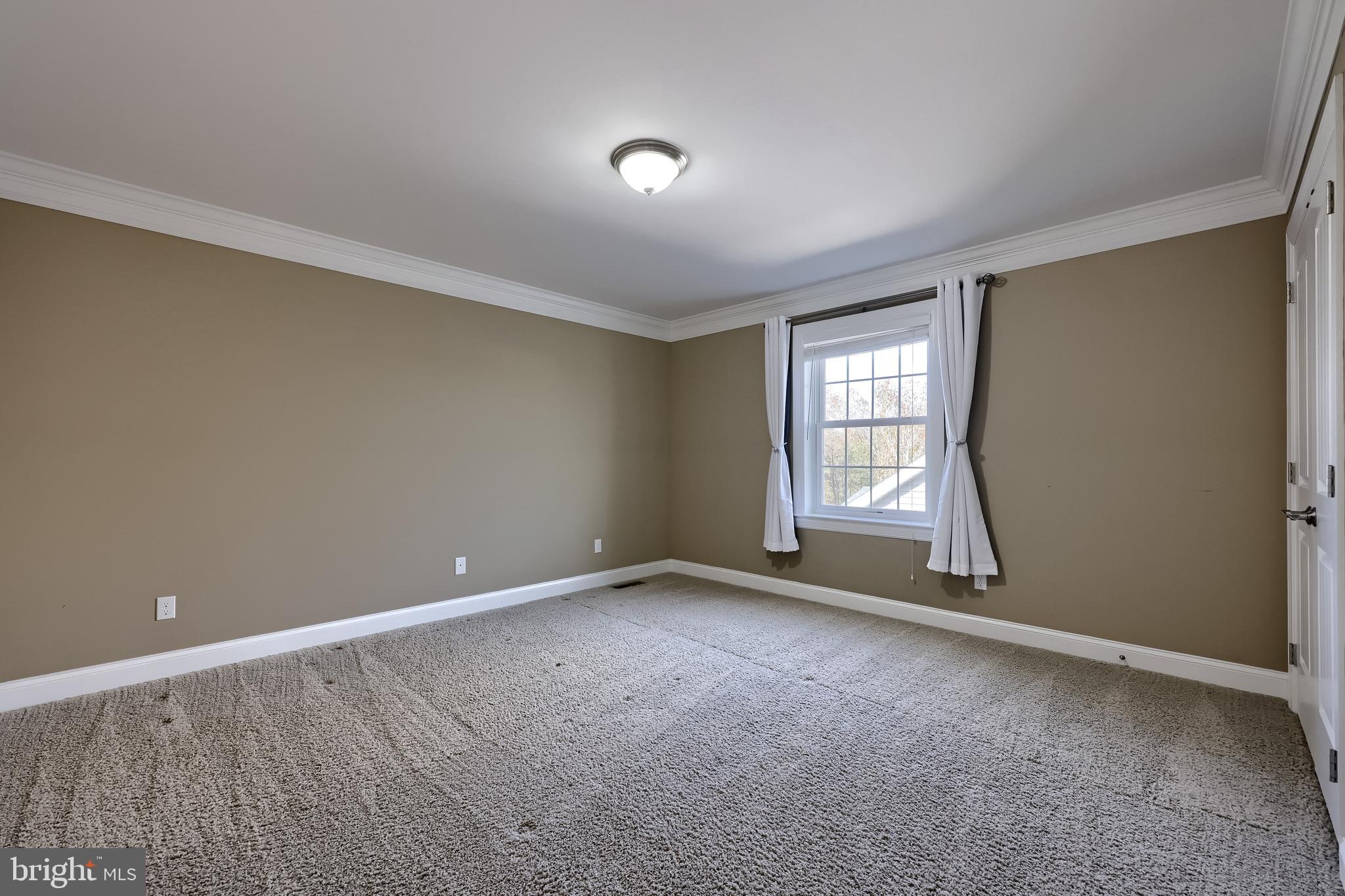 SOUTH MEADOW - Residential