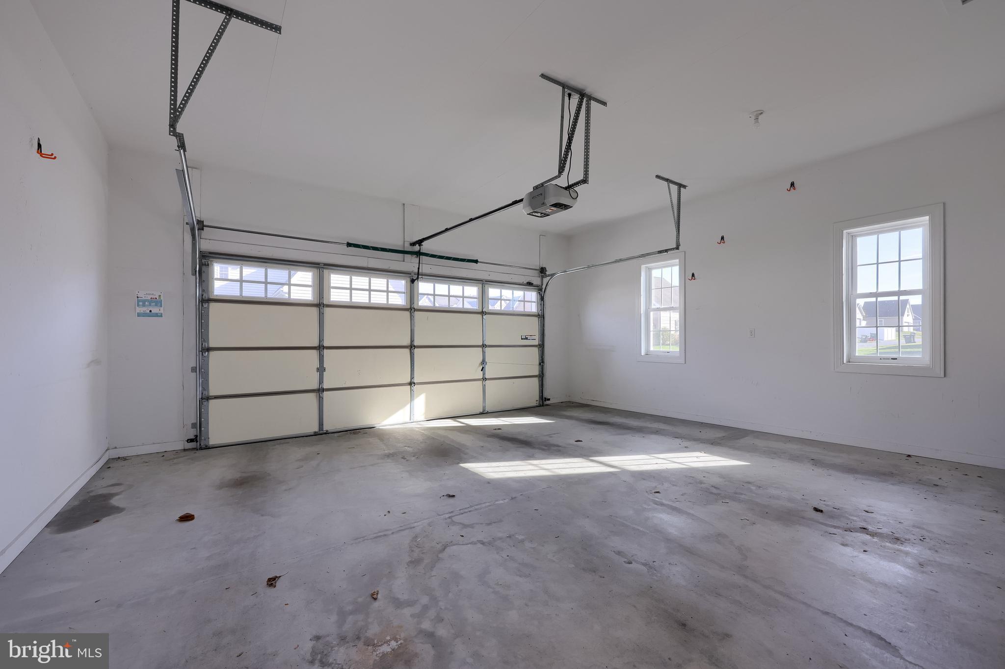 SOUTH MEADOW - Residential