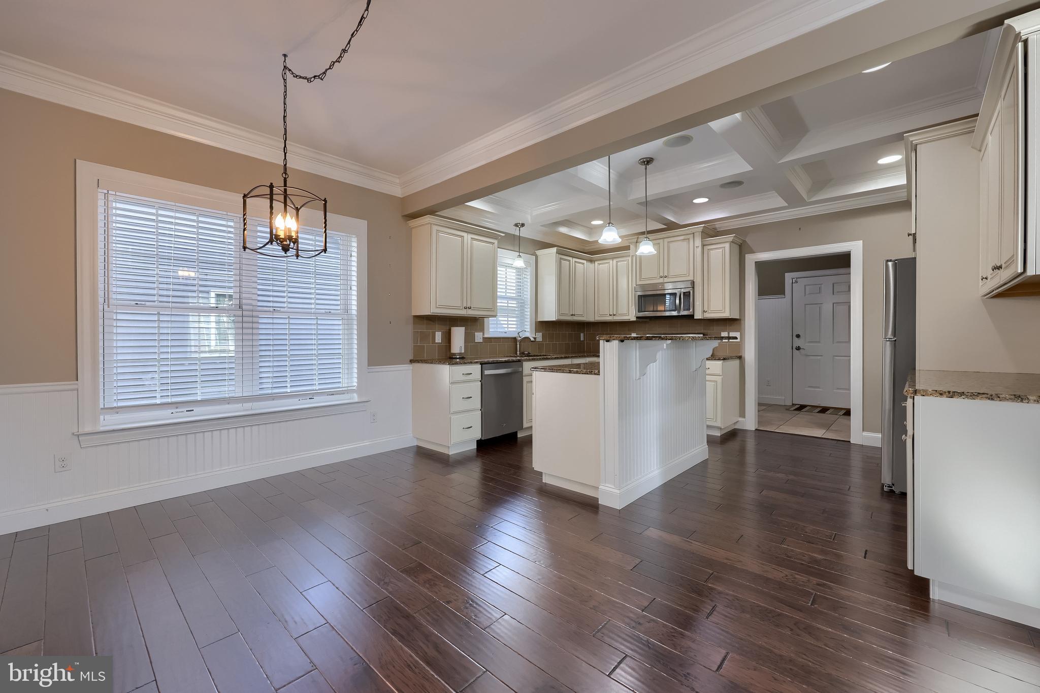 SOUTH MEADOW - Residential