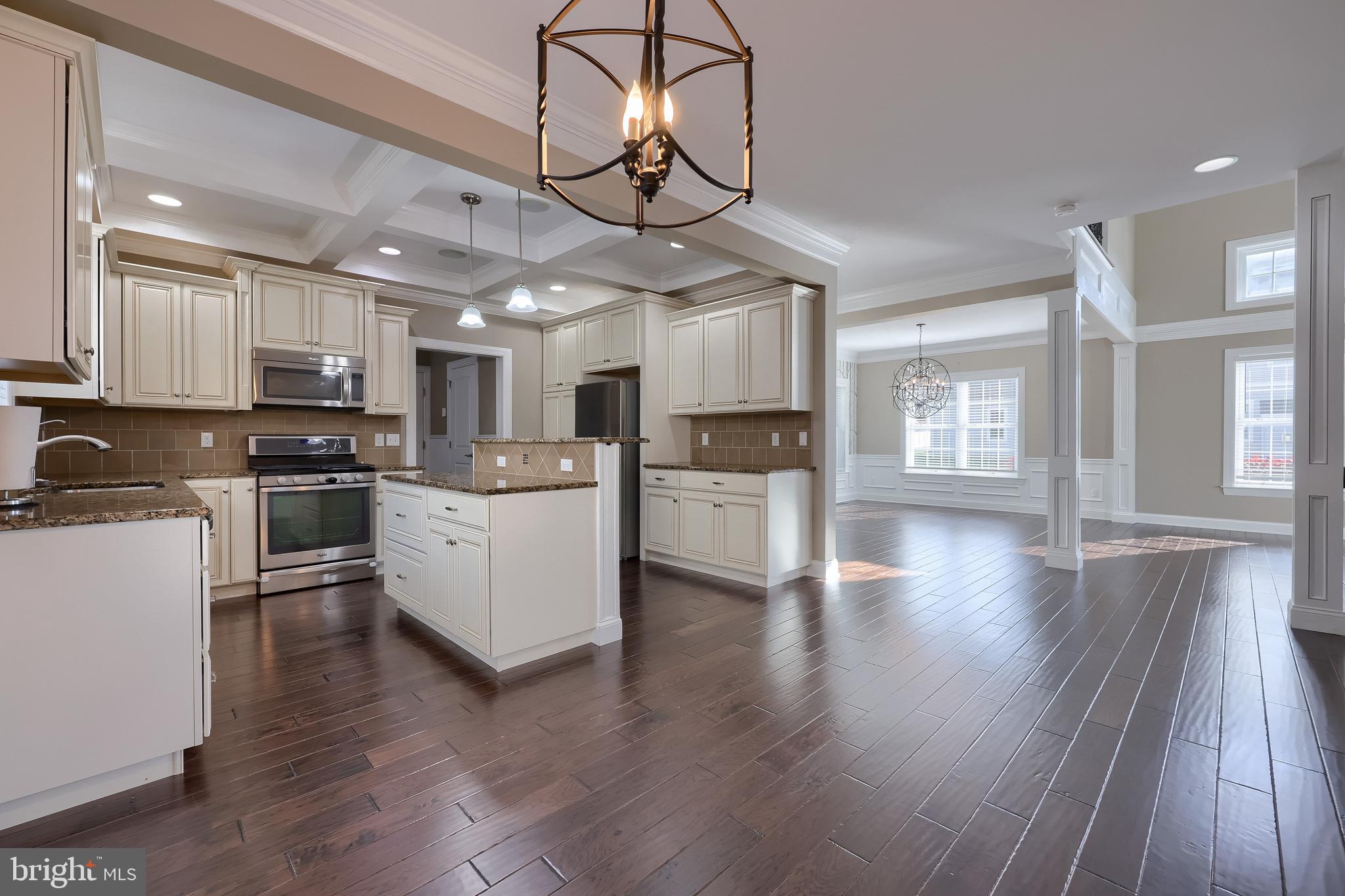 SOUTH MEADOW - Residential