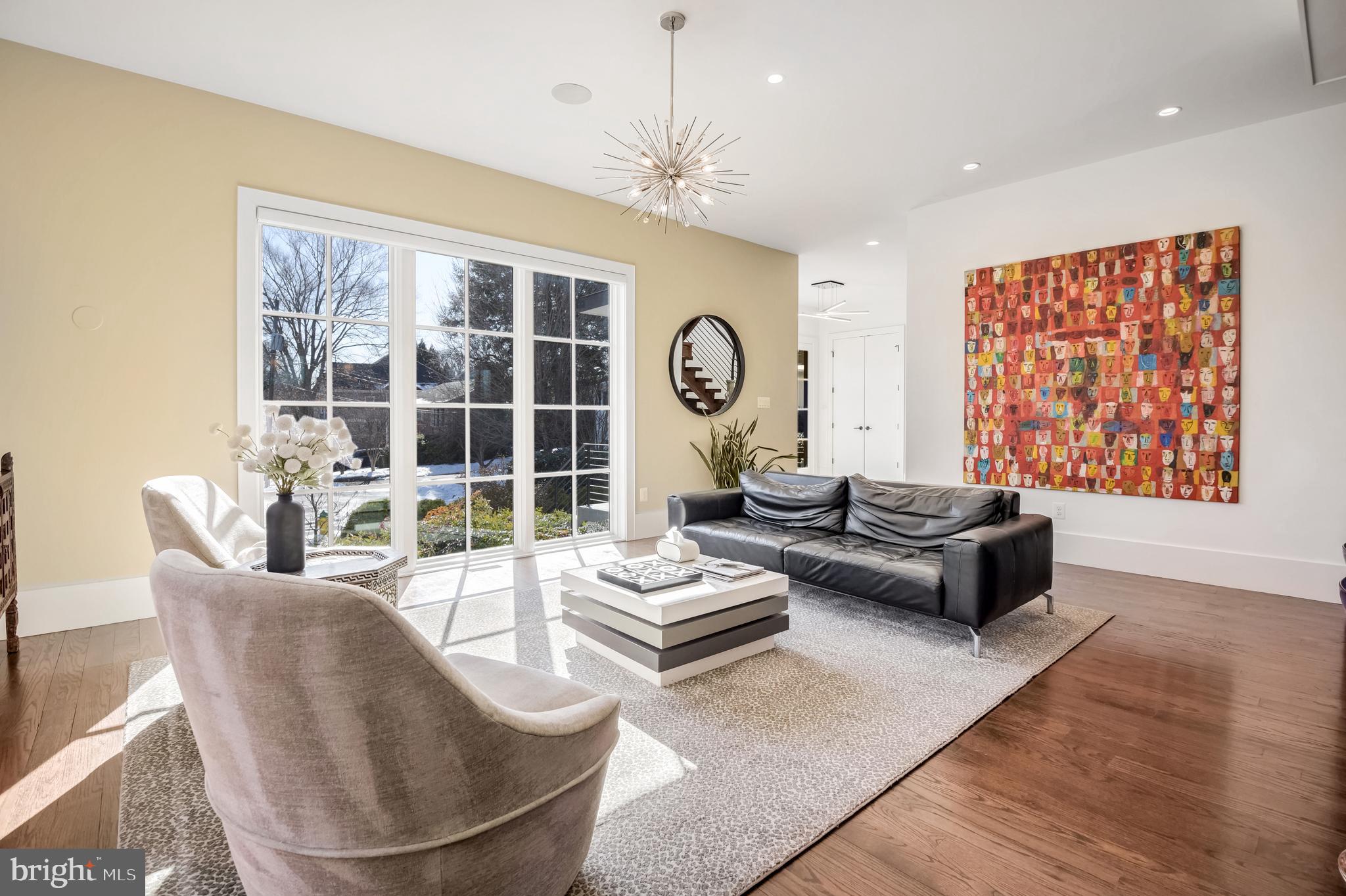 COUNTRY CLUB HILLS - Residential