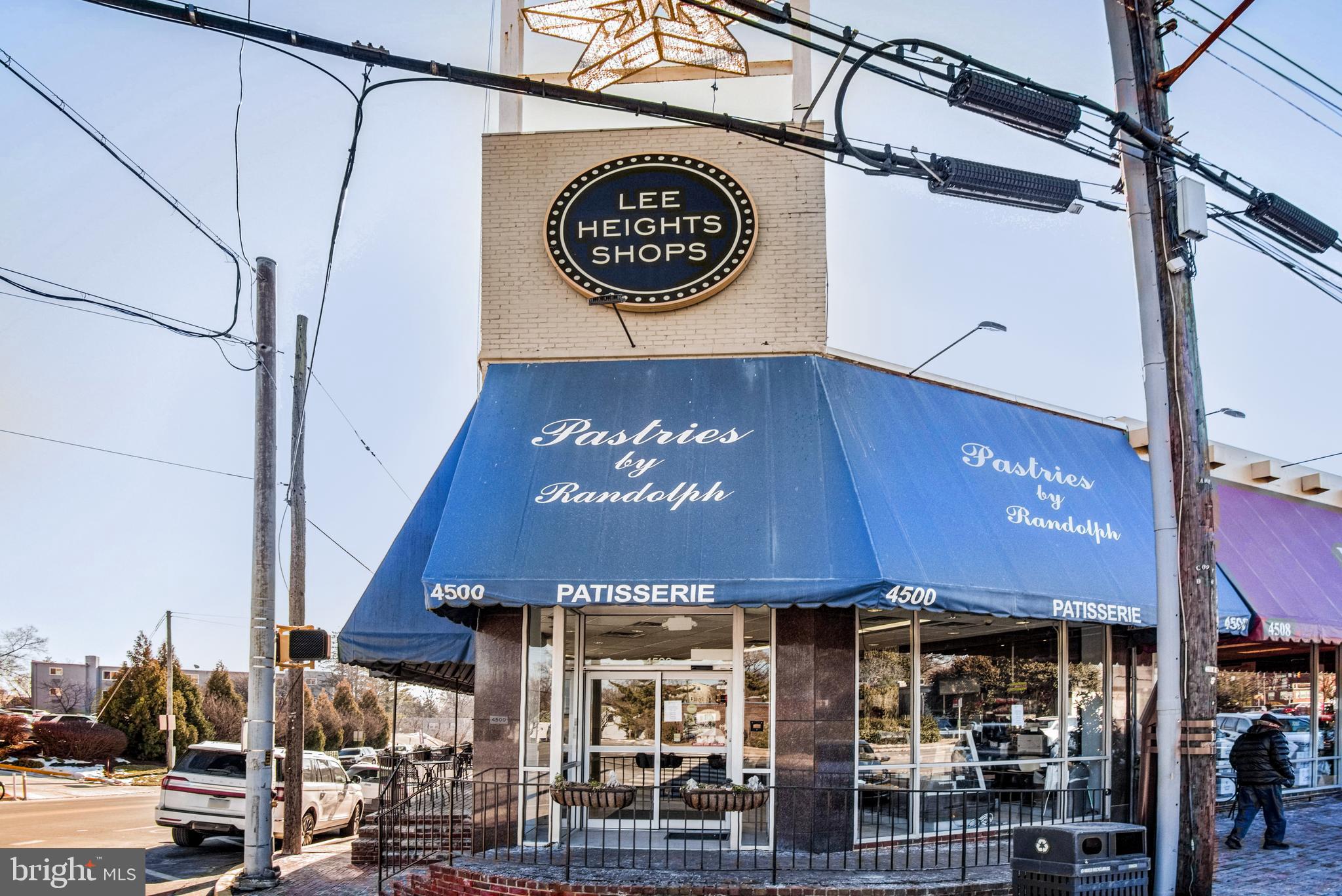 COUNTRY CLUB HILLS - Residential