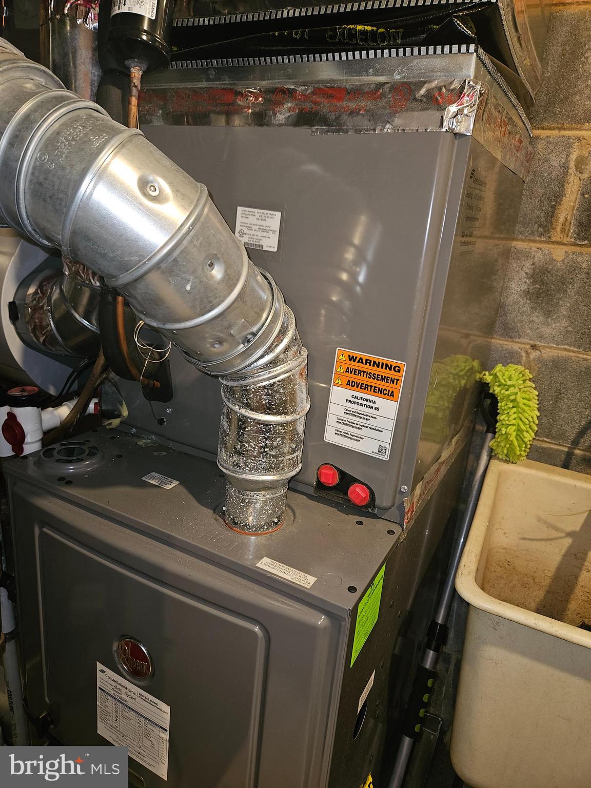 WHITFIELD GARDENS - Residential