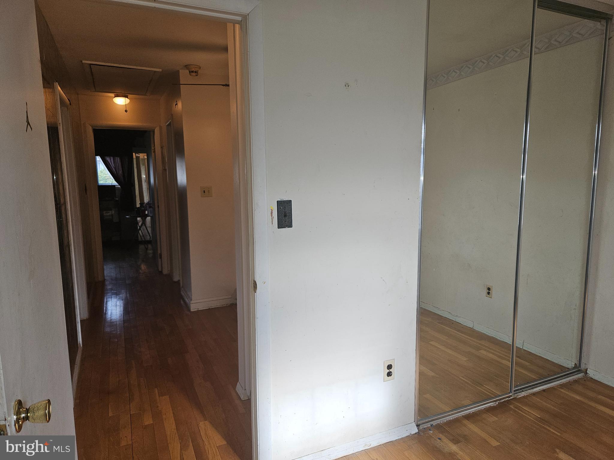 WHITFIELD GARDENS - Residential