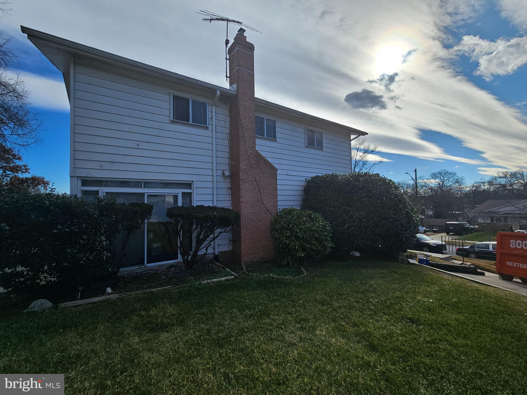 WHITFIELD GARDENS - Residential