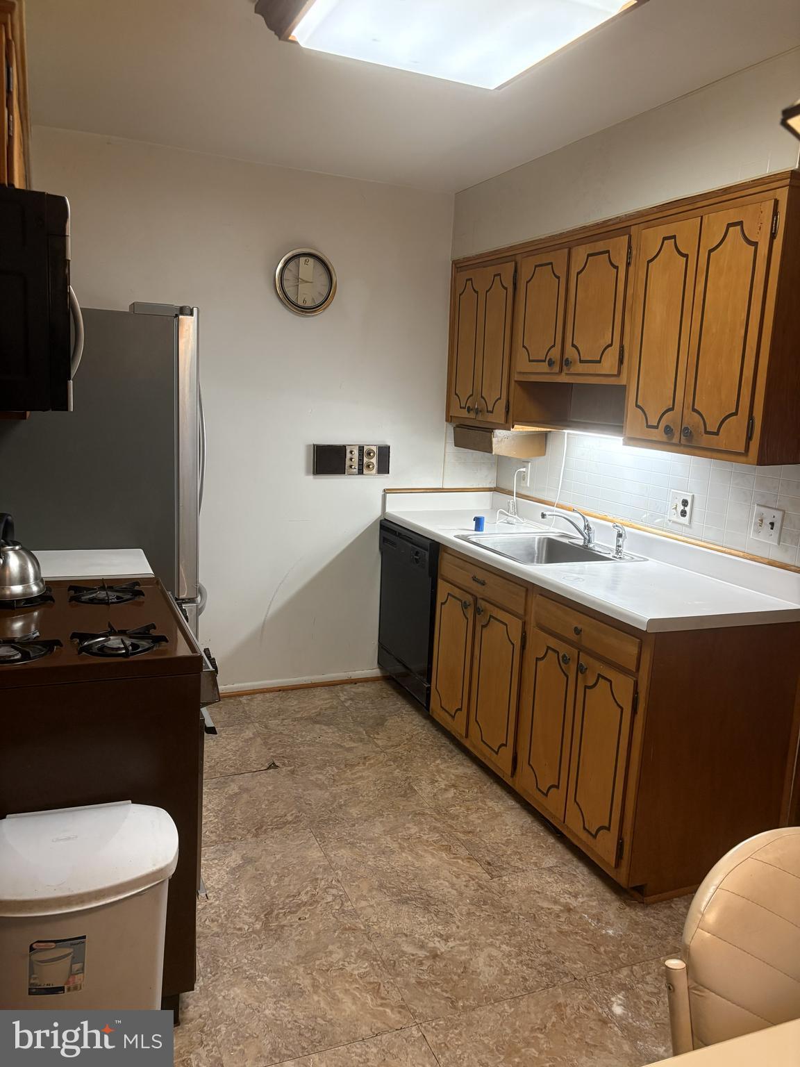 WHITFIELD GARDENS - Residential