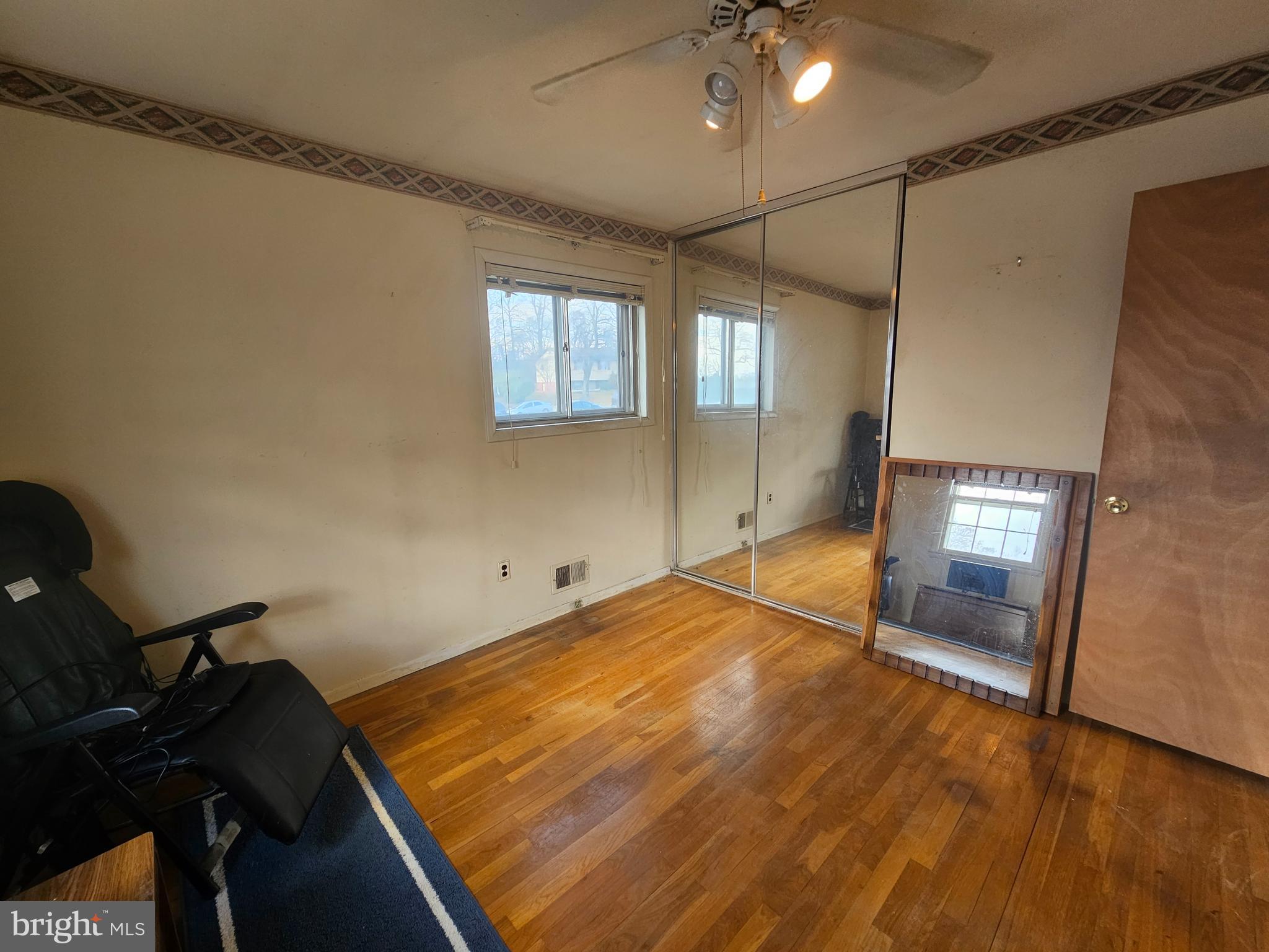 WHITFIELD GARDENS - Residential