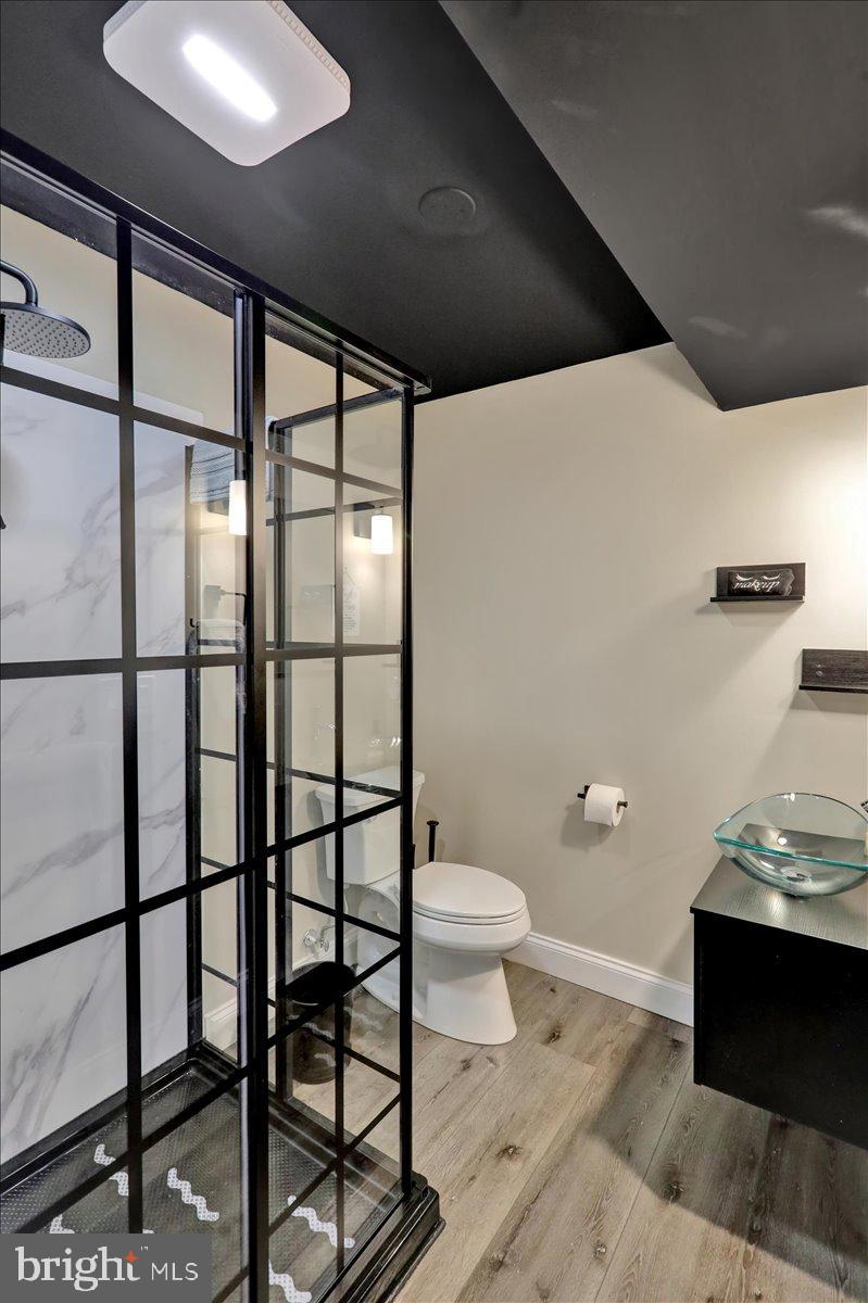 MCINTOSH FARMS - Residential