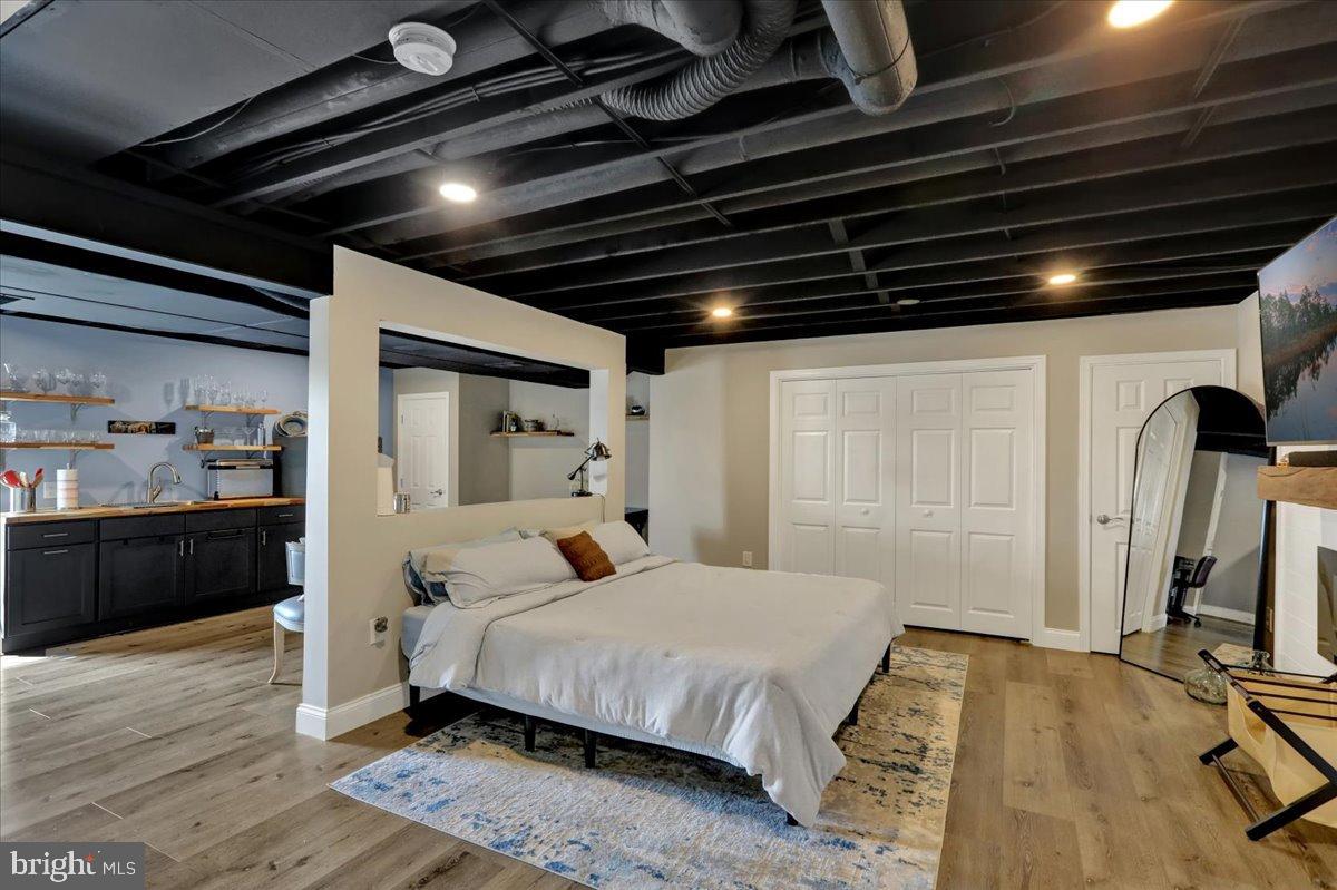 MCINTOSH FARMS - Residential