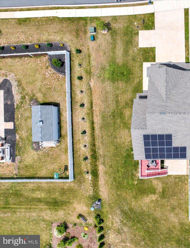 MCINTOSH FARMS - Residential