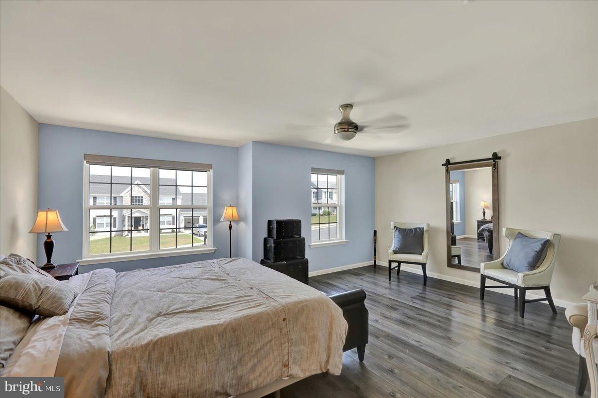 MCINTOSH FARMS - Residential