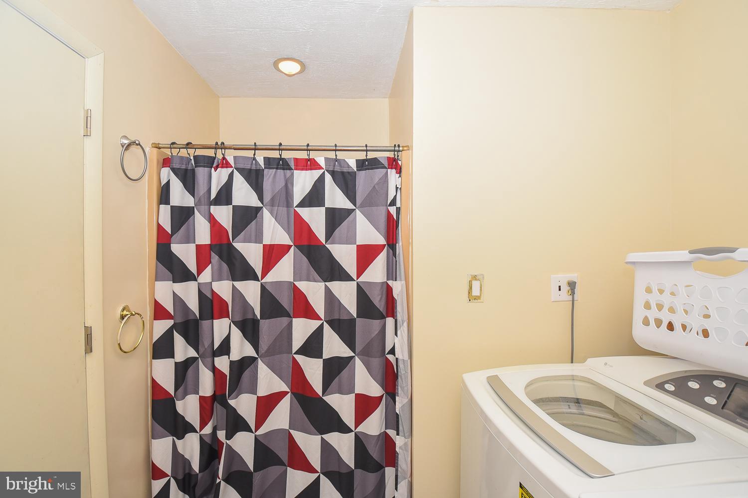 DETRICK ACRES - Residential