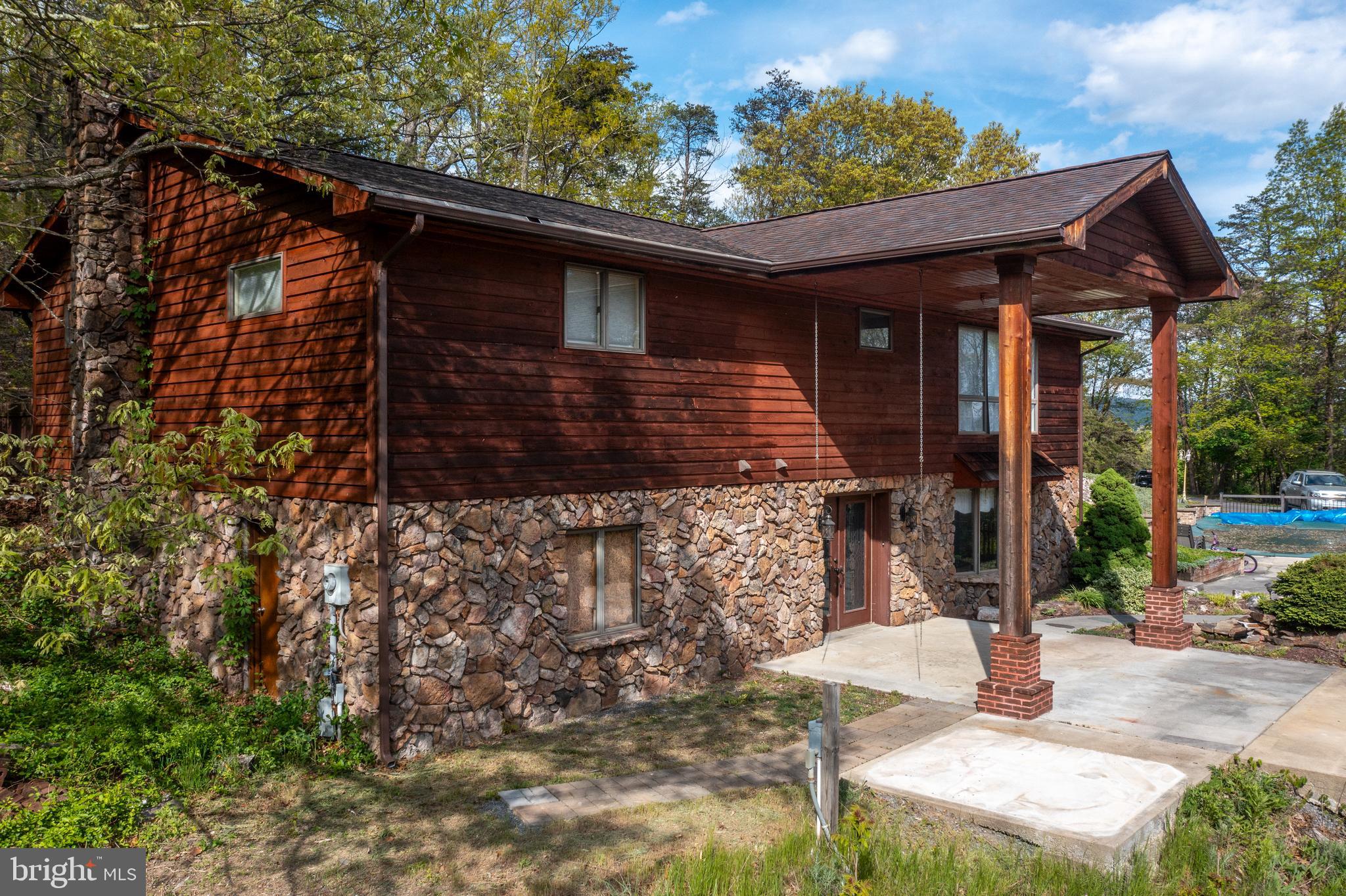 DETRICK ACRES - Residential