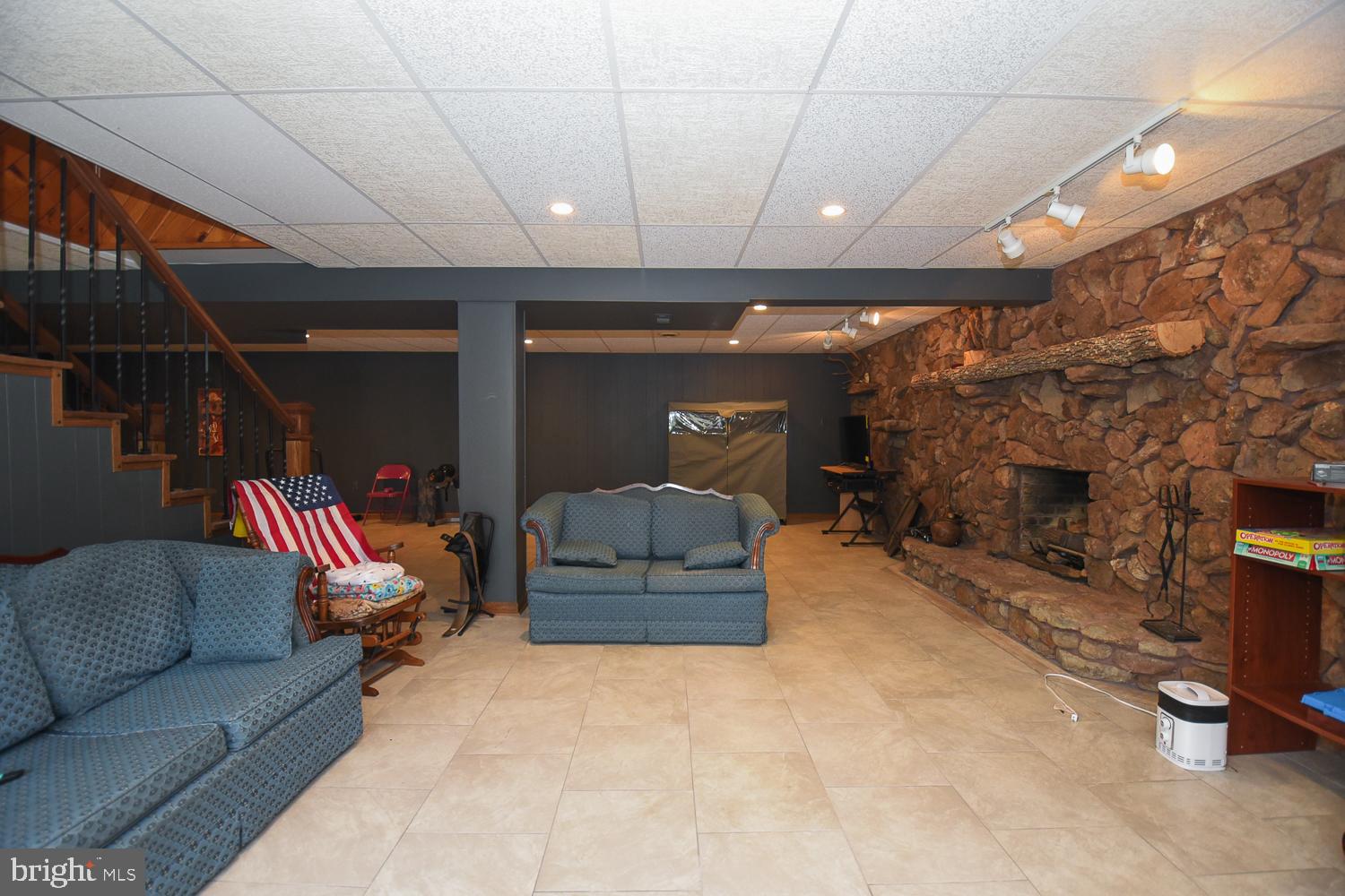 DETRICK ACRES - Residential