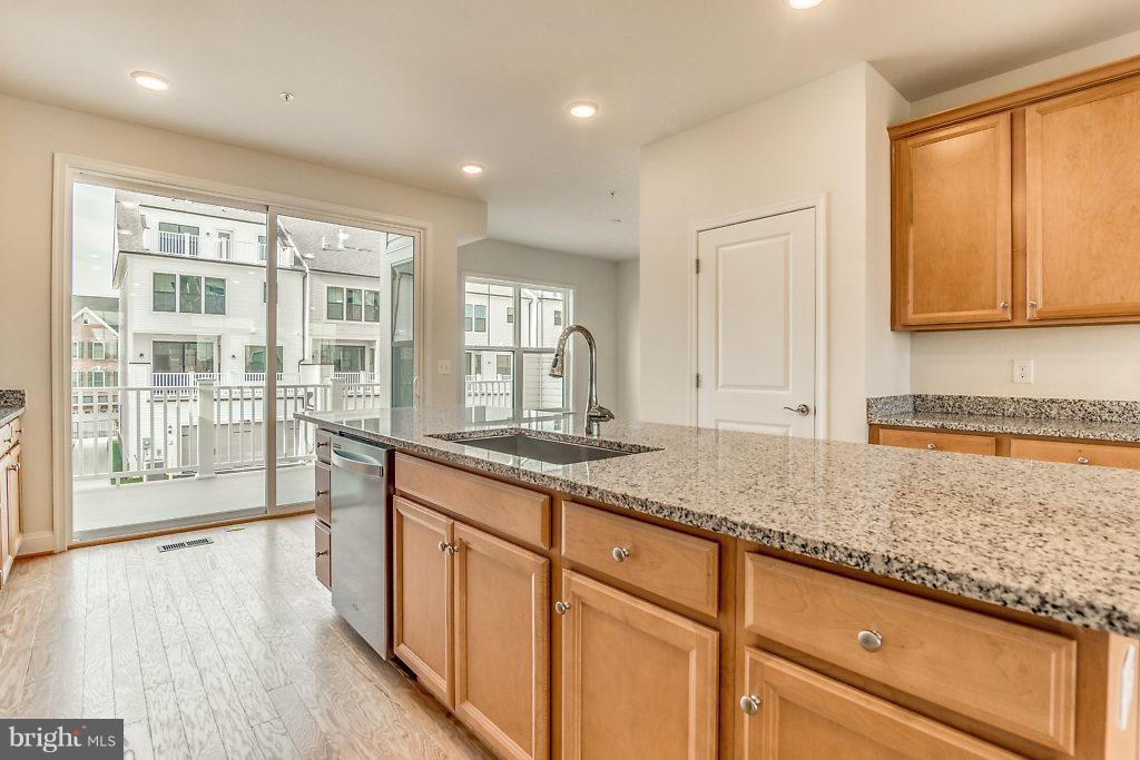 22589 AMENDOLA TERRACE