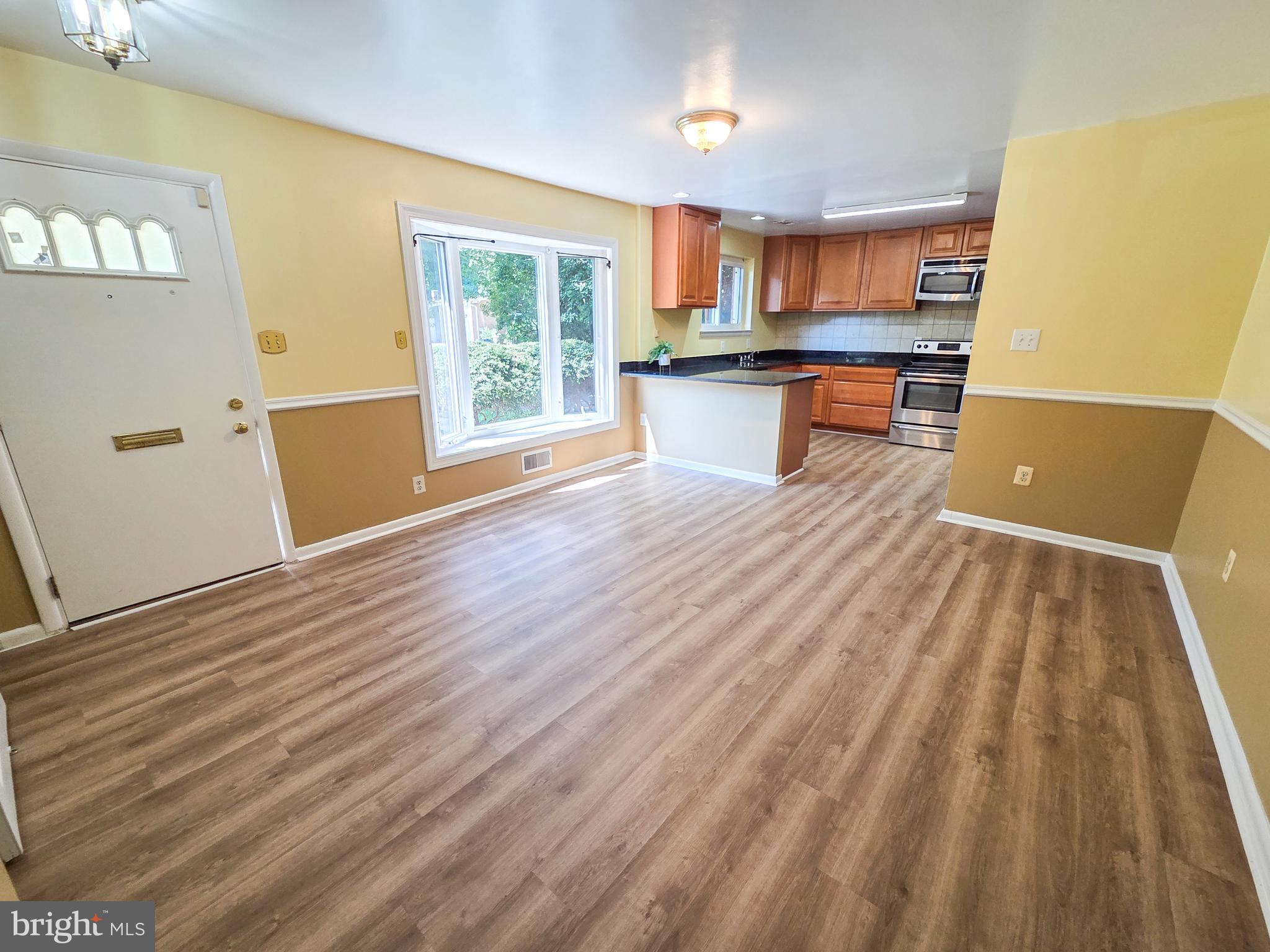 305 HILLSBORO DRIVE
