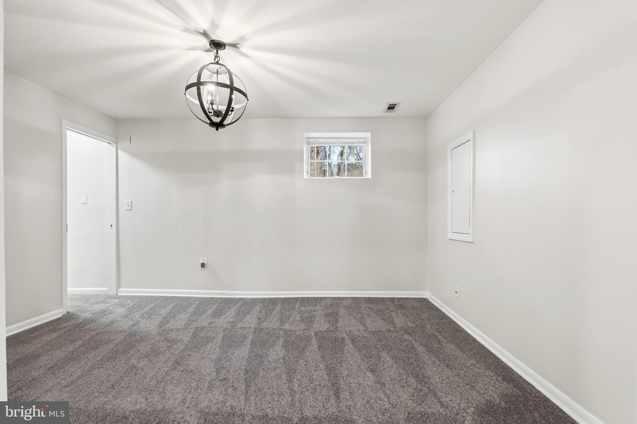 OAKVIEW - Residential Lease