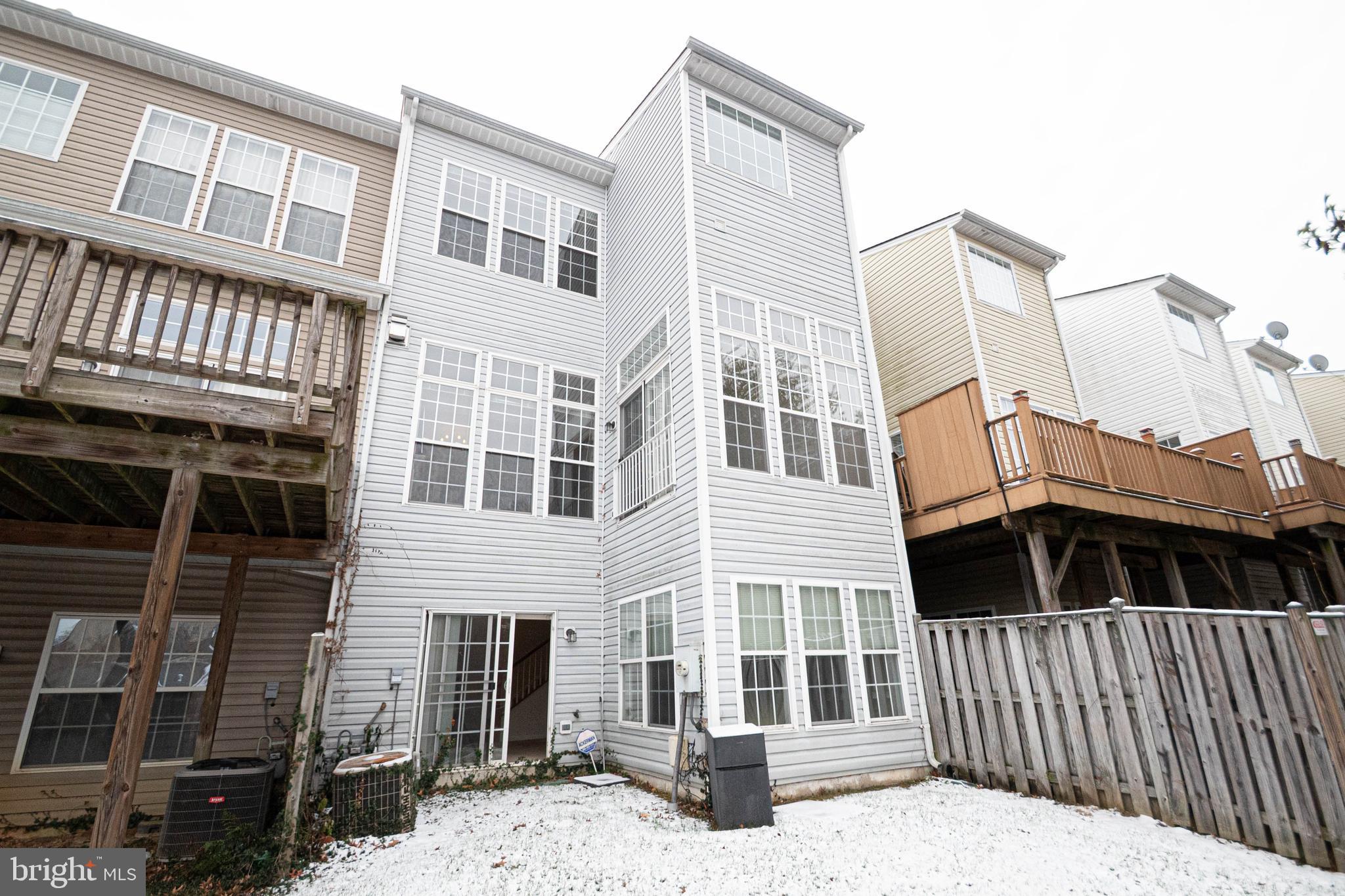 1682 WHITE OAK VISTA DRIVE