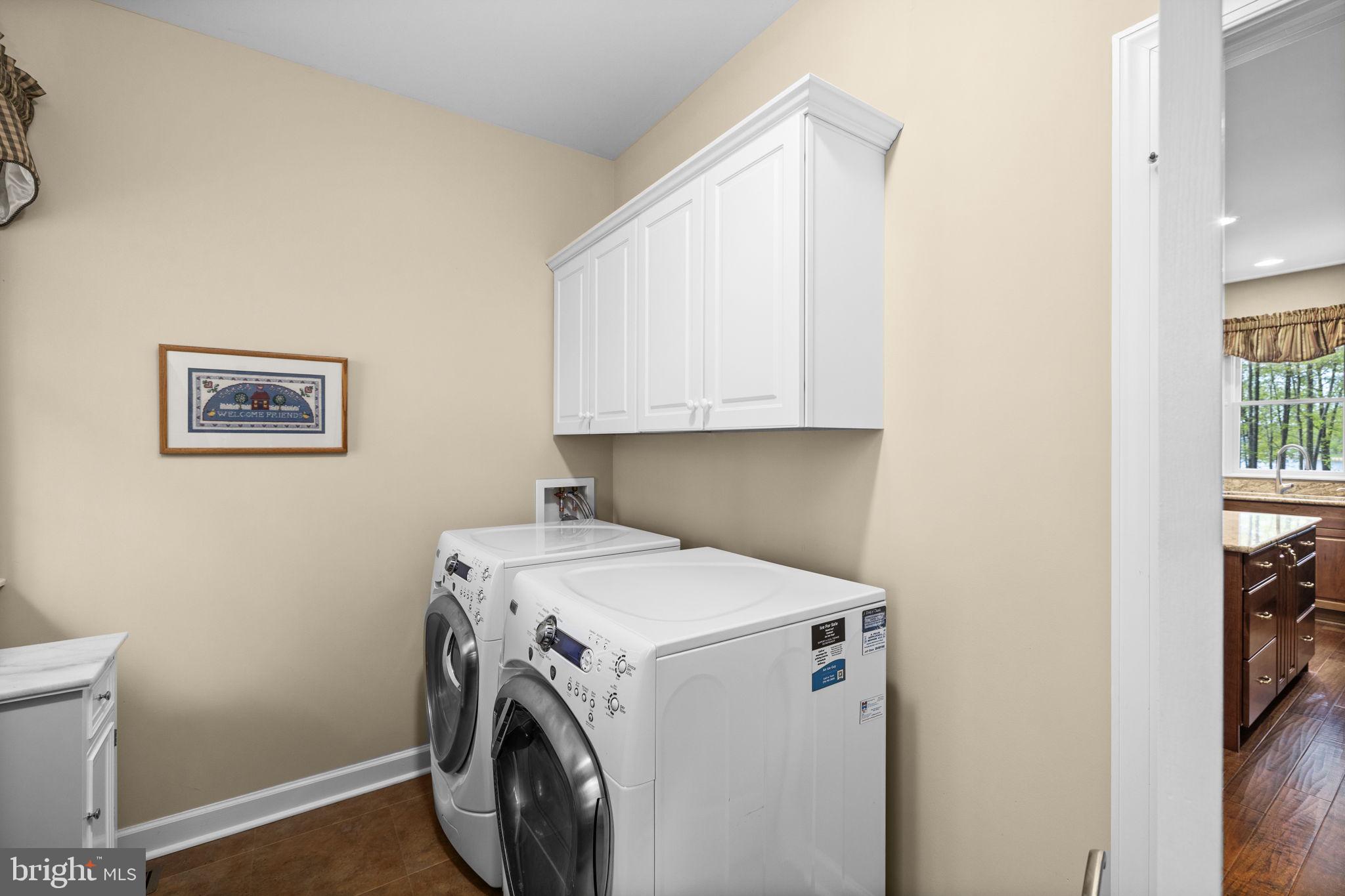 NOAH'S LANDING - Residential