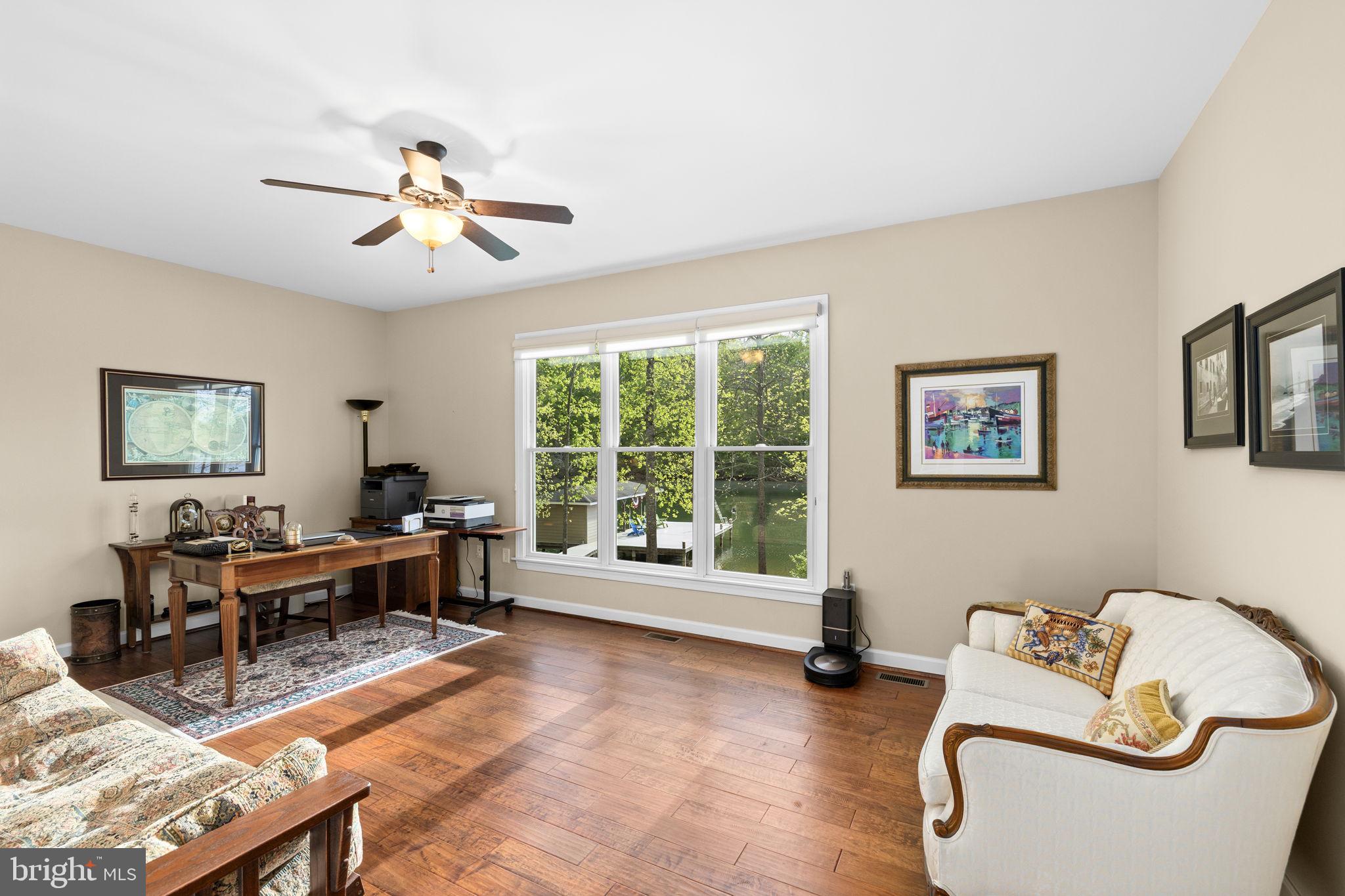 NOAH'S LANDING - Residential