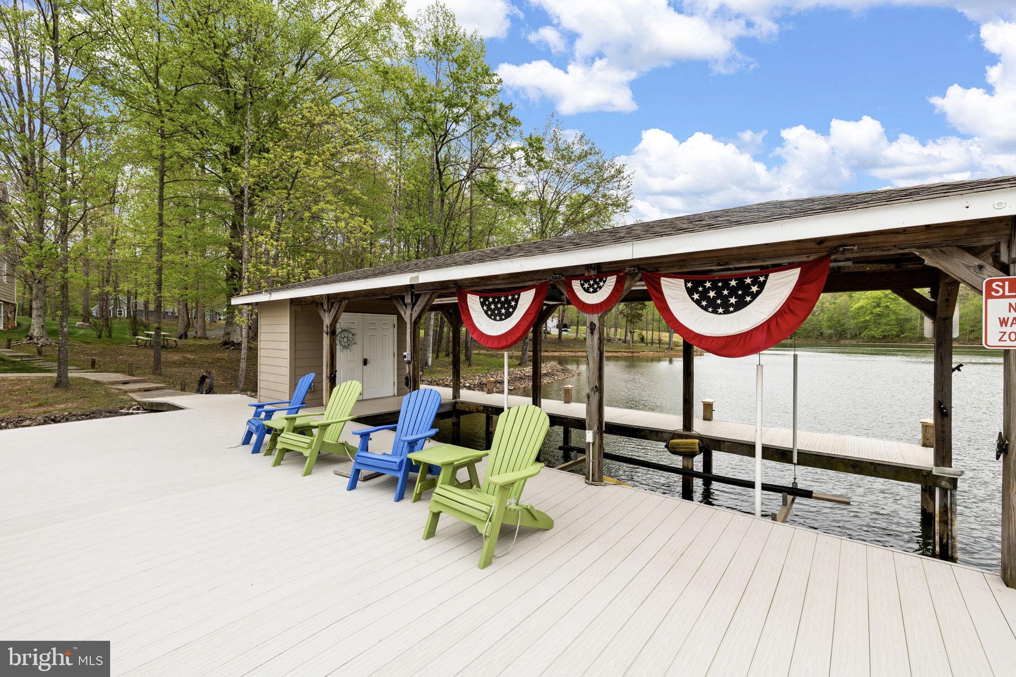 NOAH'S LANDING - Residential