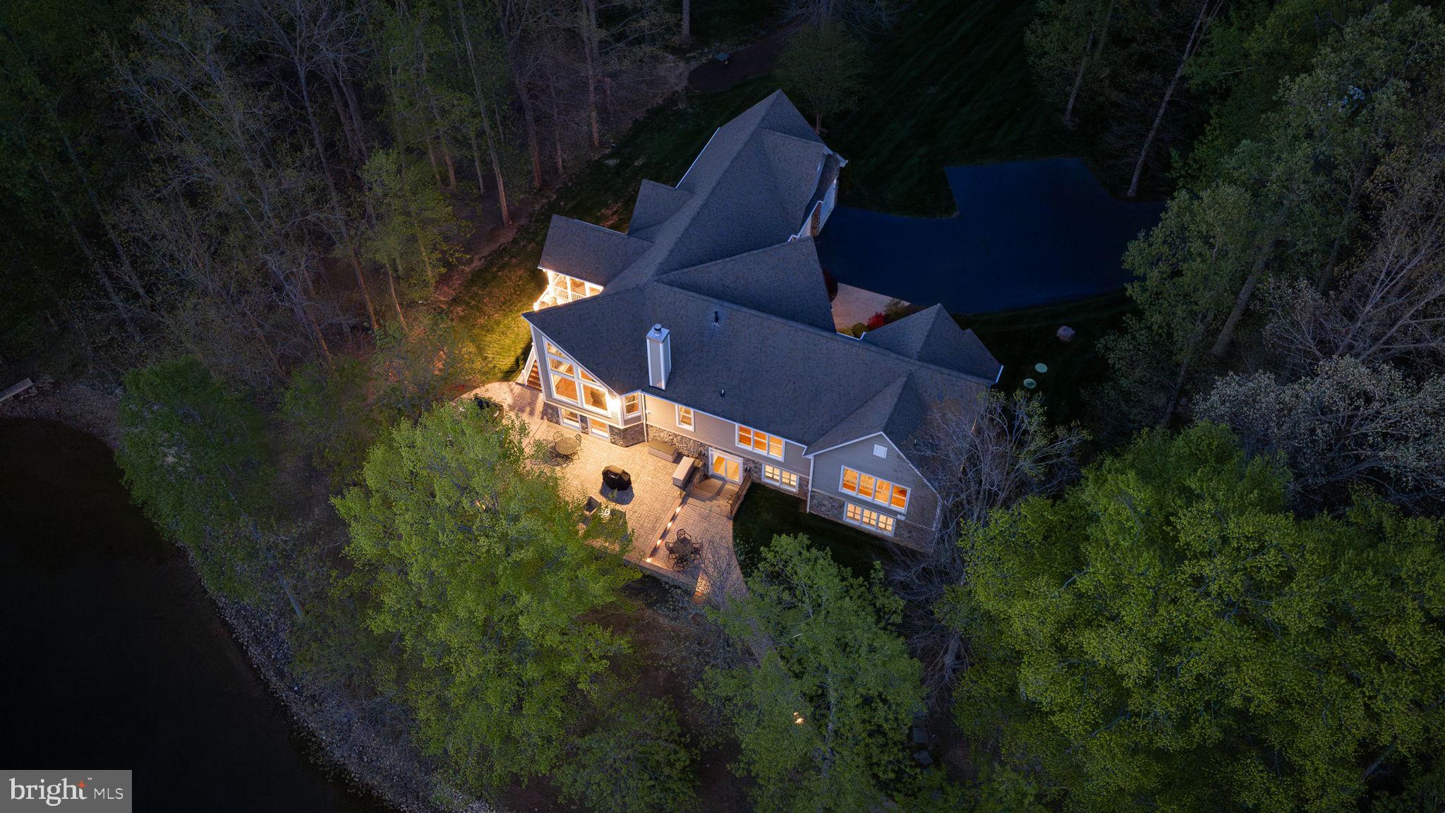 NOAH'S LANDING - Residential