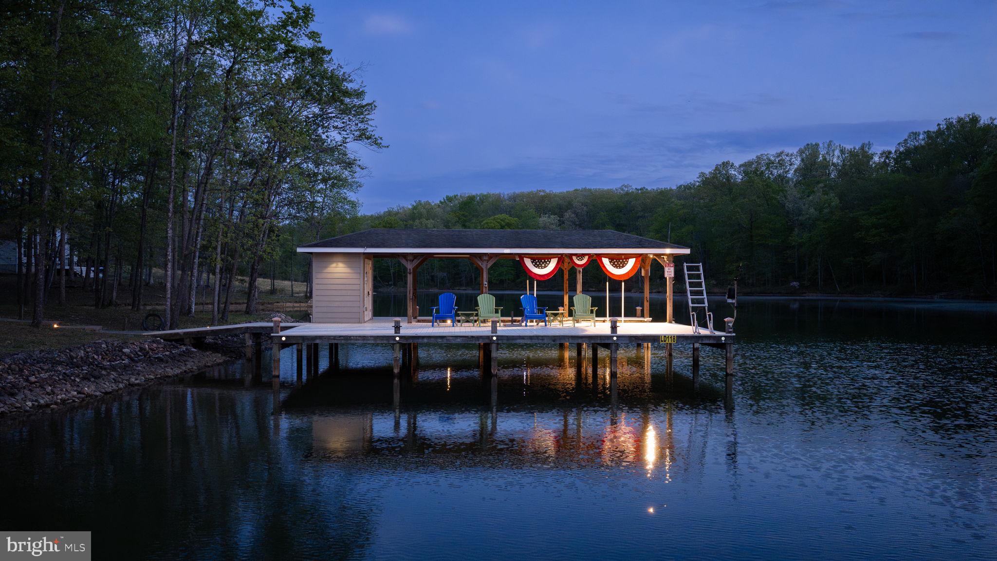 NOAH'S LANDING - Residential