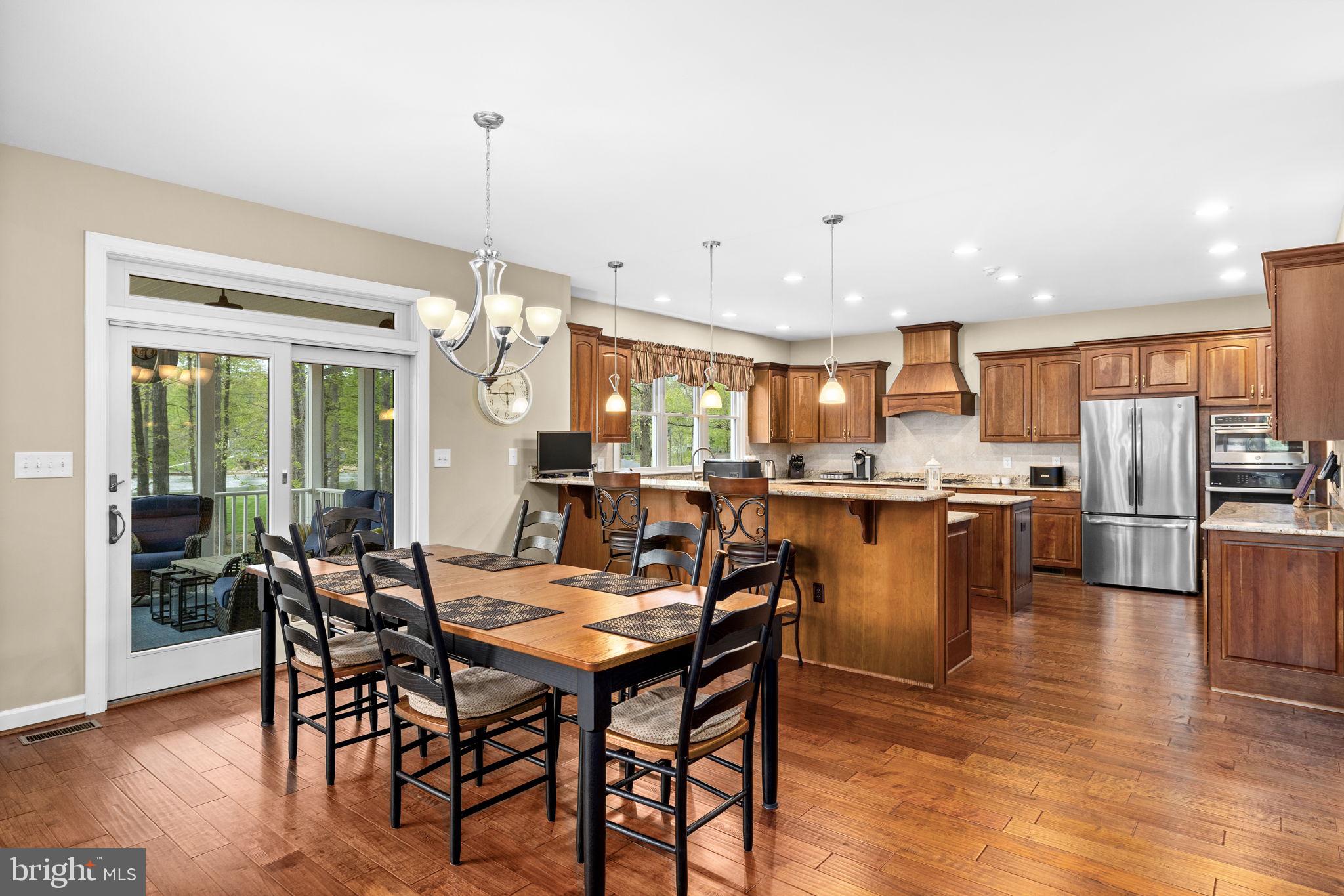 NOAH'S LANDING - Residential