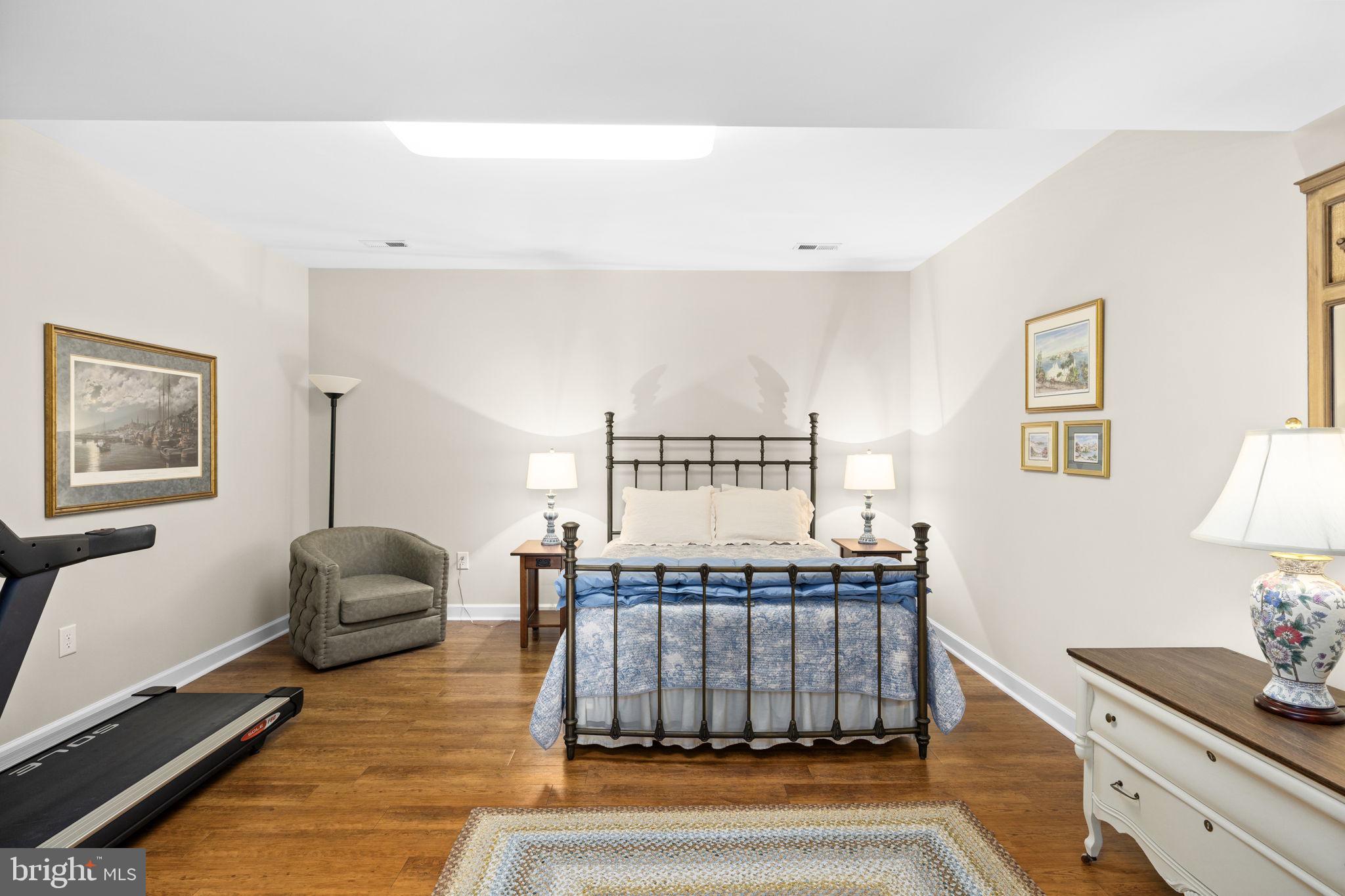 NOAH'S LANDING - Residential