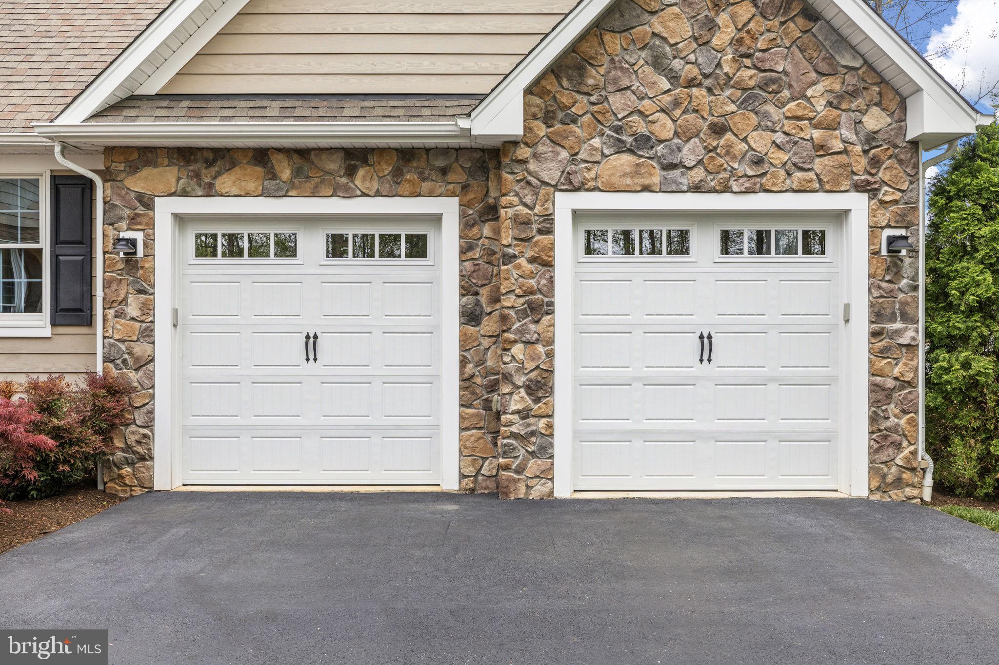 NOAH'S LANDING - Residential