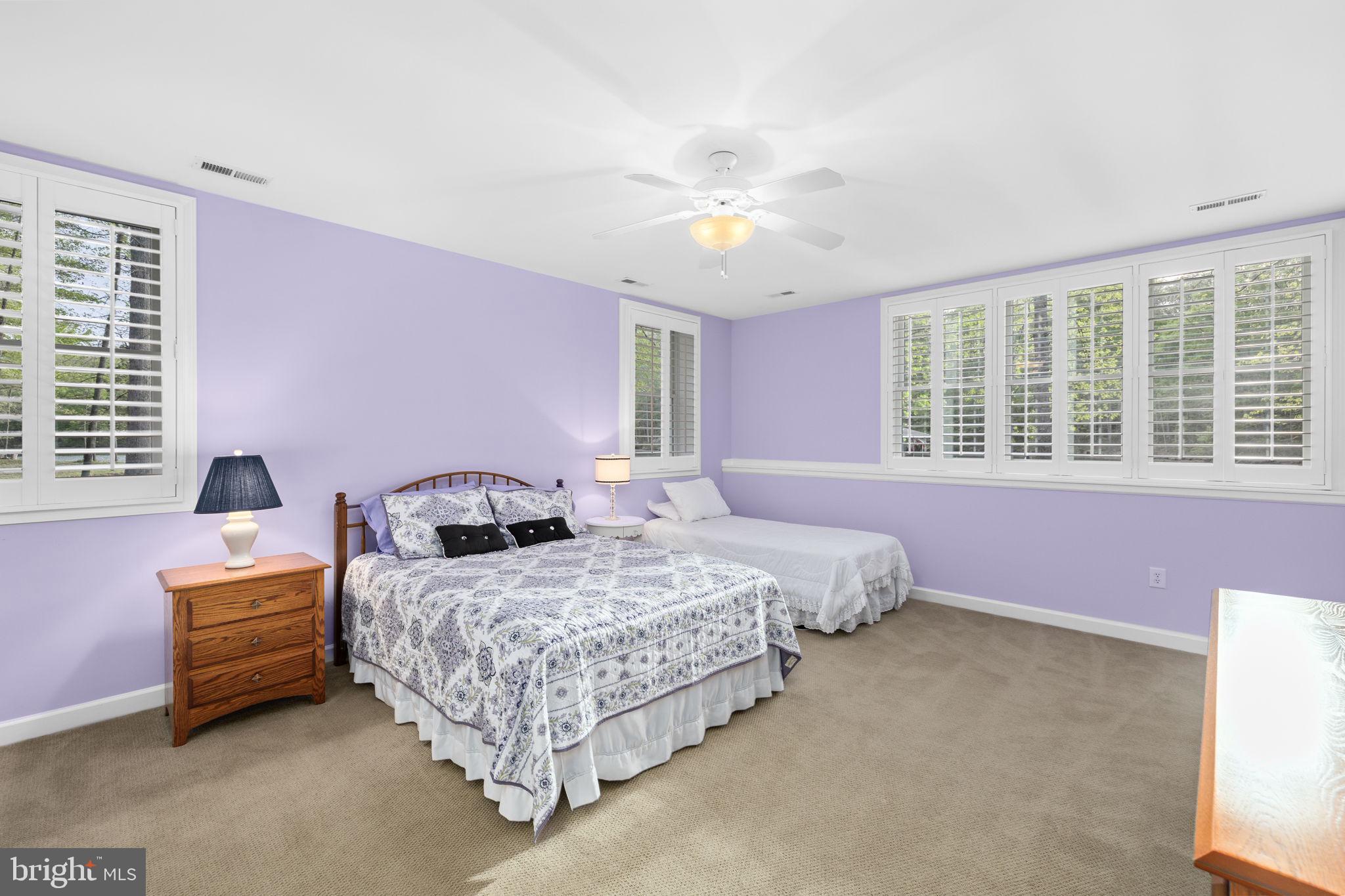 NOAH'S LANDING - Residential