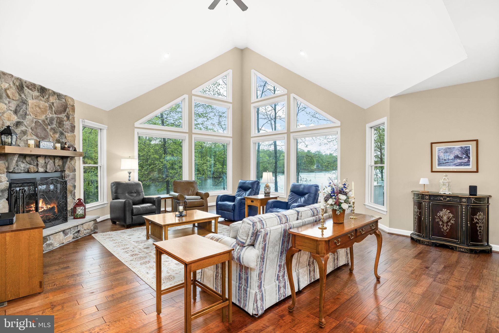 NOAH'S LANDING - Residential