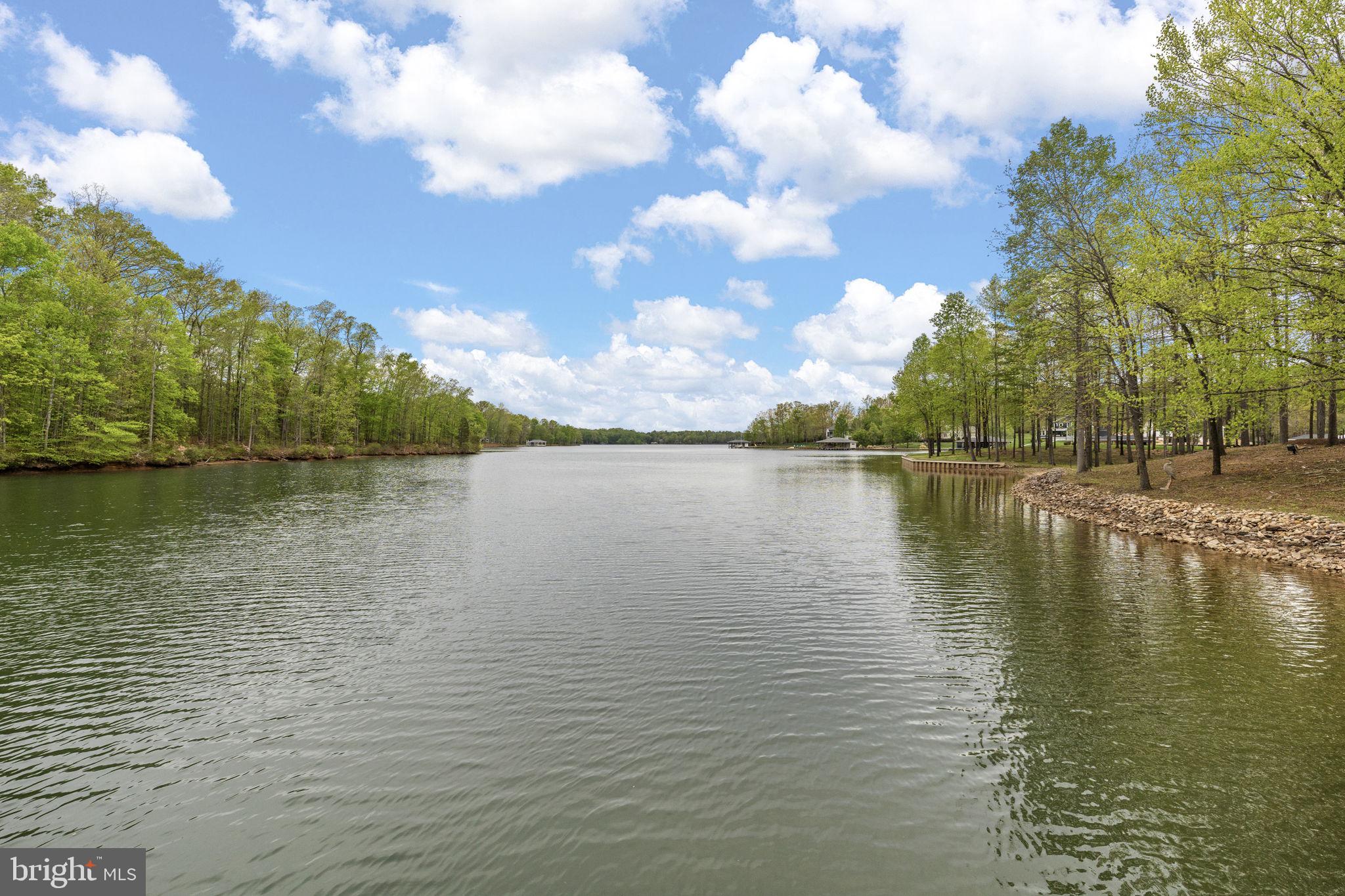NOAH'S LANDING - Residential