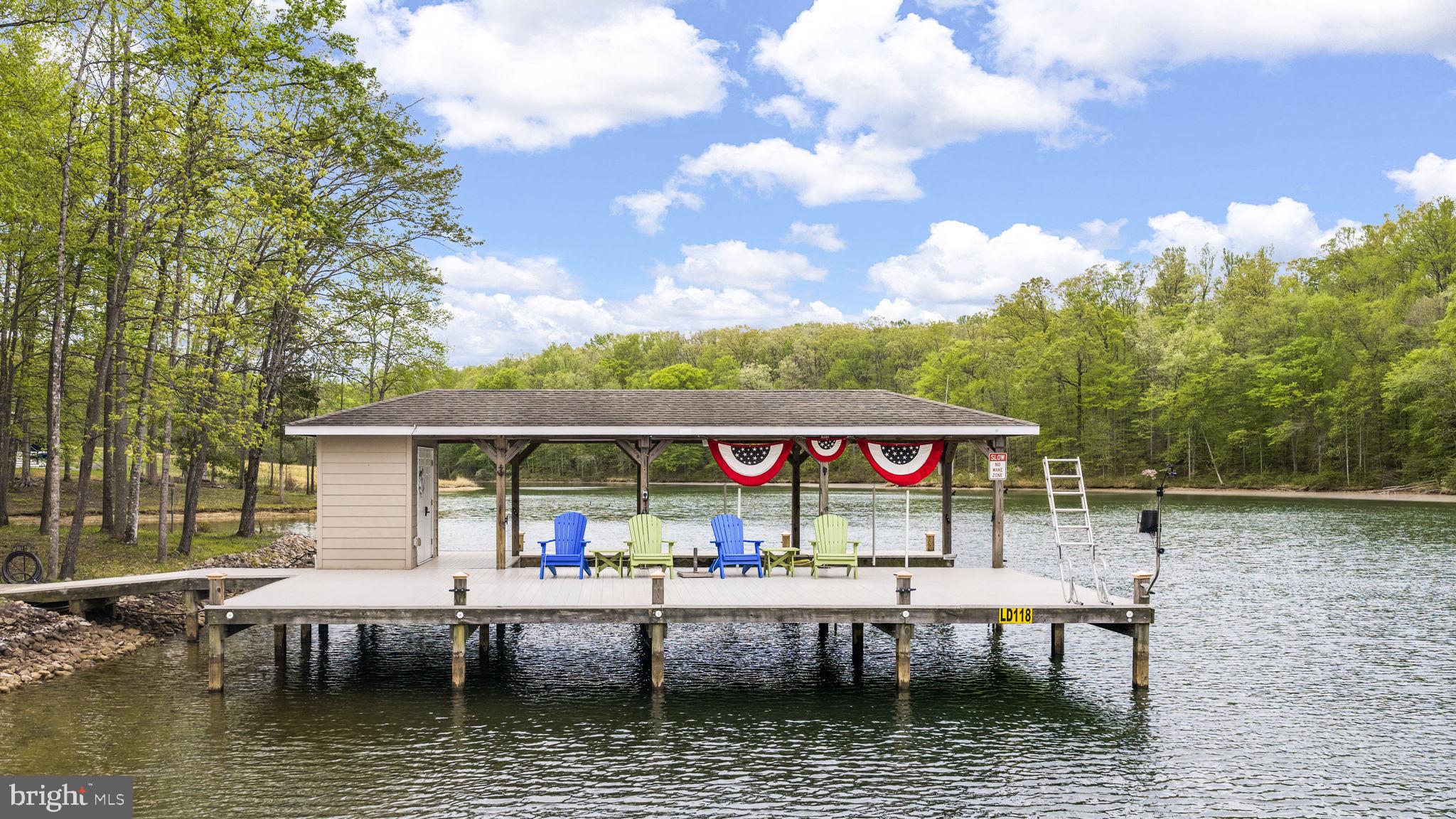 NOAH'S LANDING - Residential