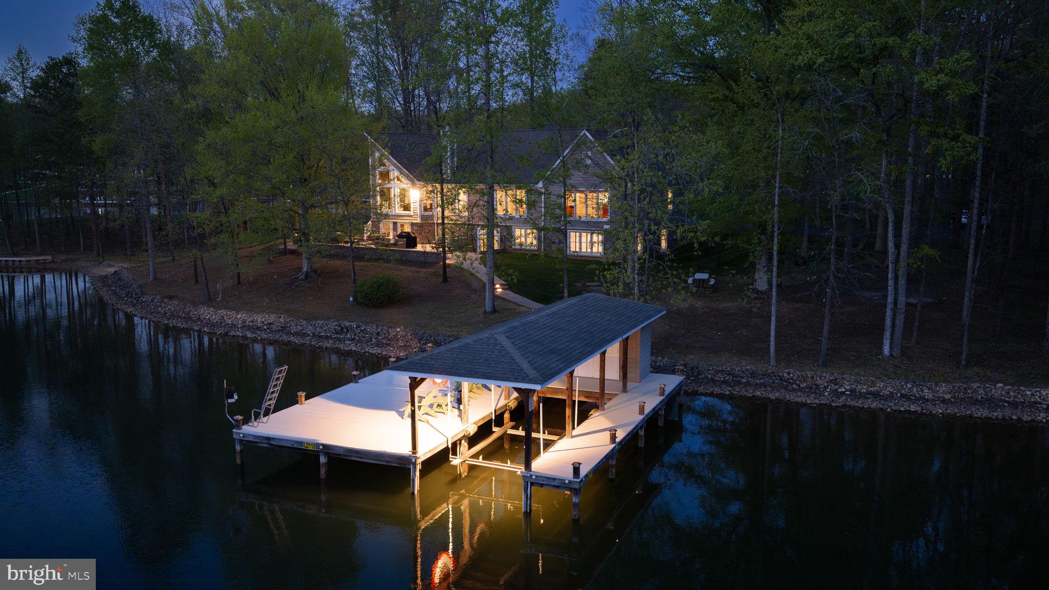 NOAH'S LANDING - Residential