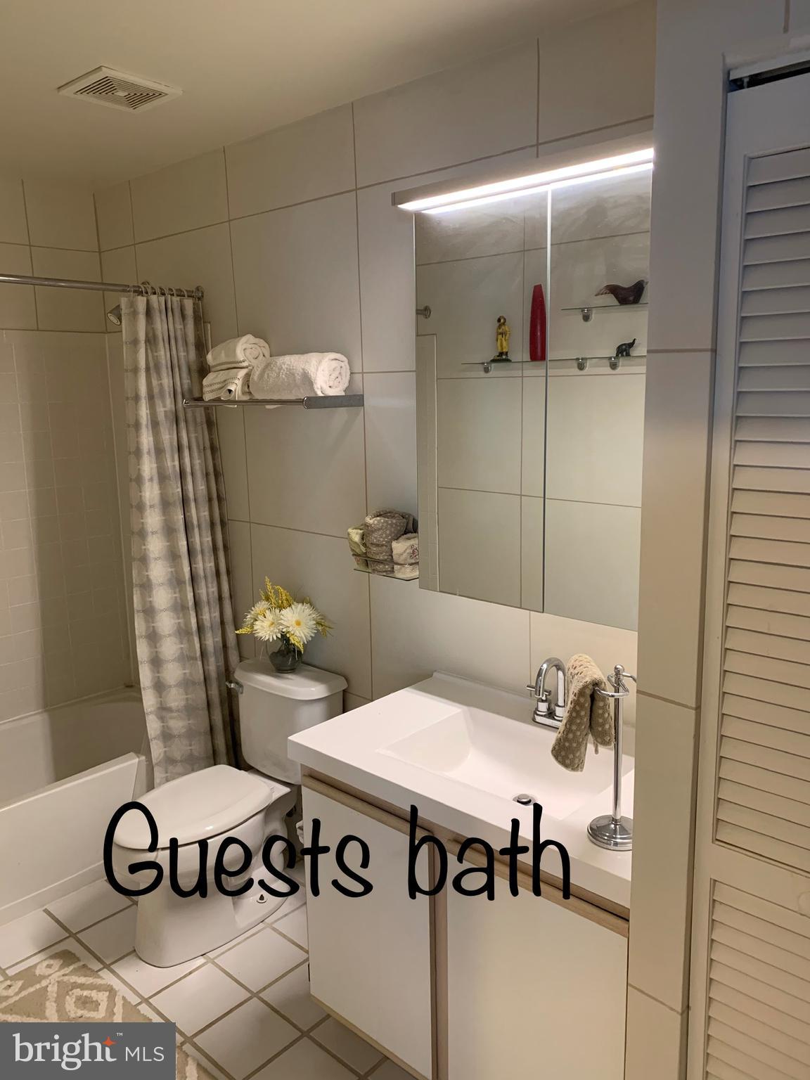 LIGHTHOUSE POINT EAST - Residential Lease