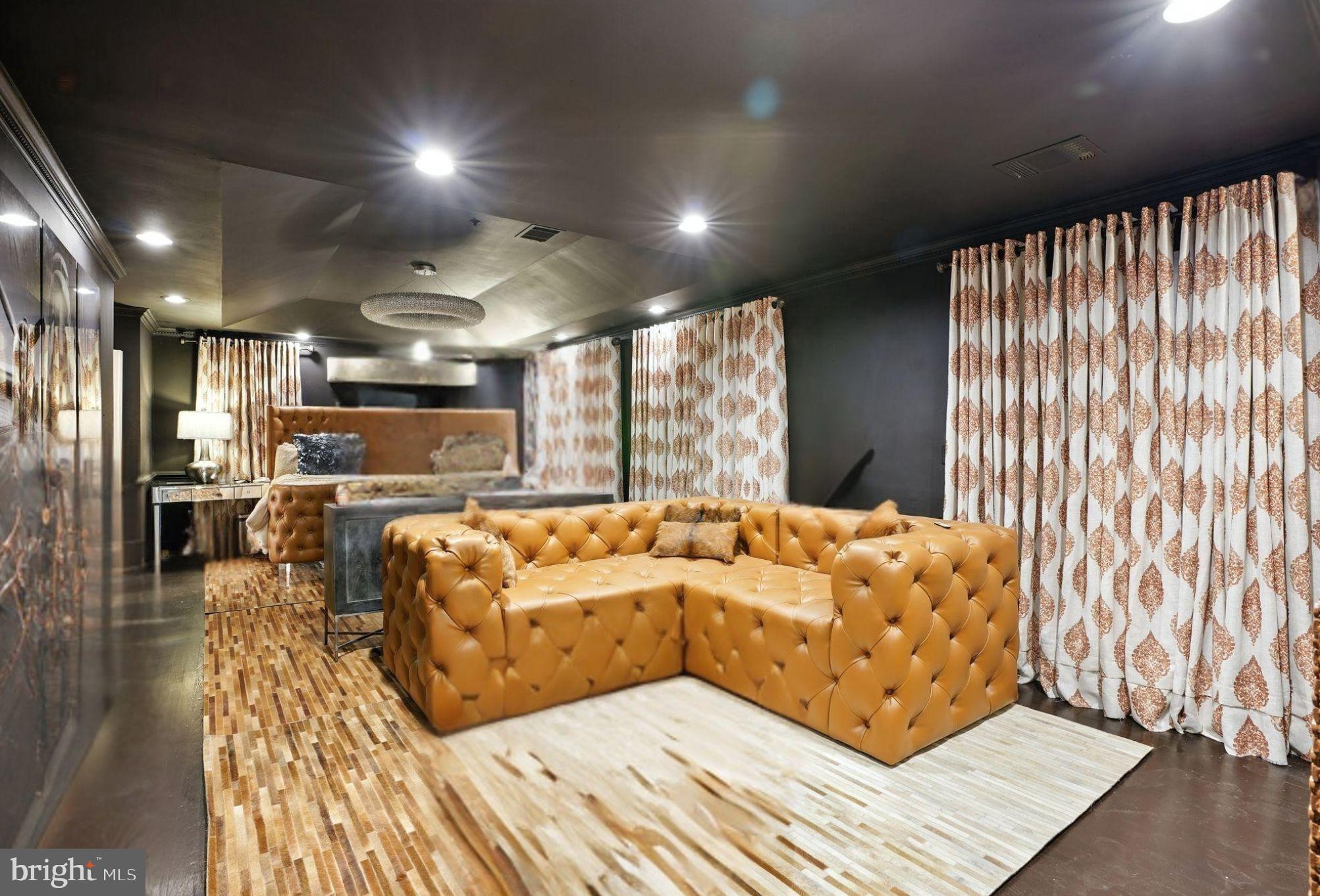 HIGHBRIDGE ESTATES - Residential